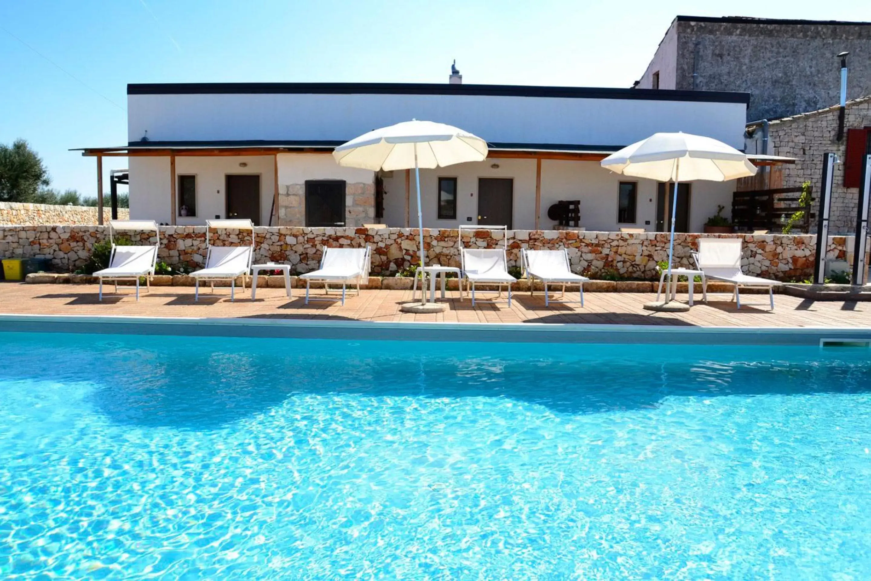 Swimming pool, Property Building in Agriturismo Masseria Alberotanza