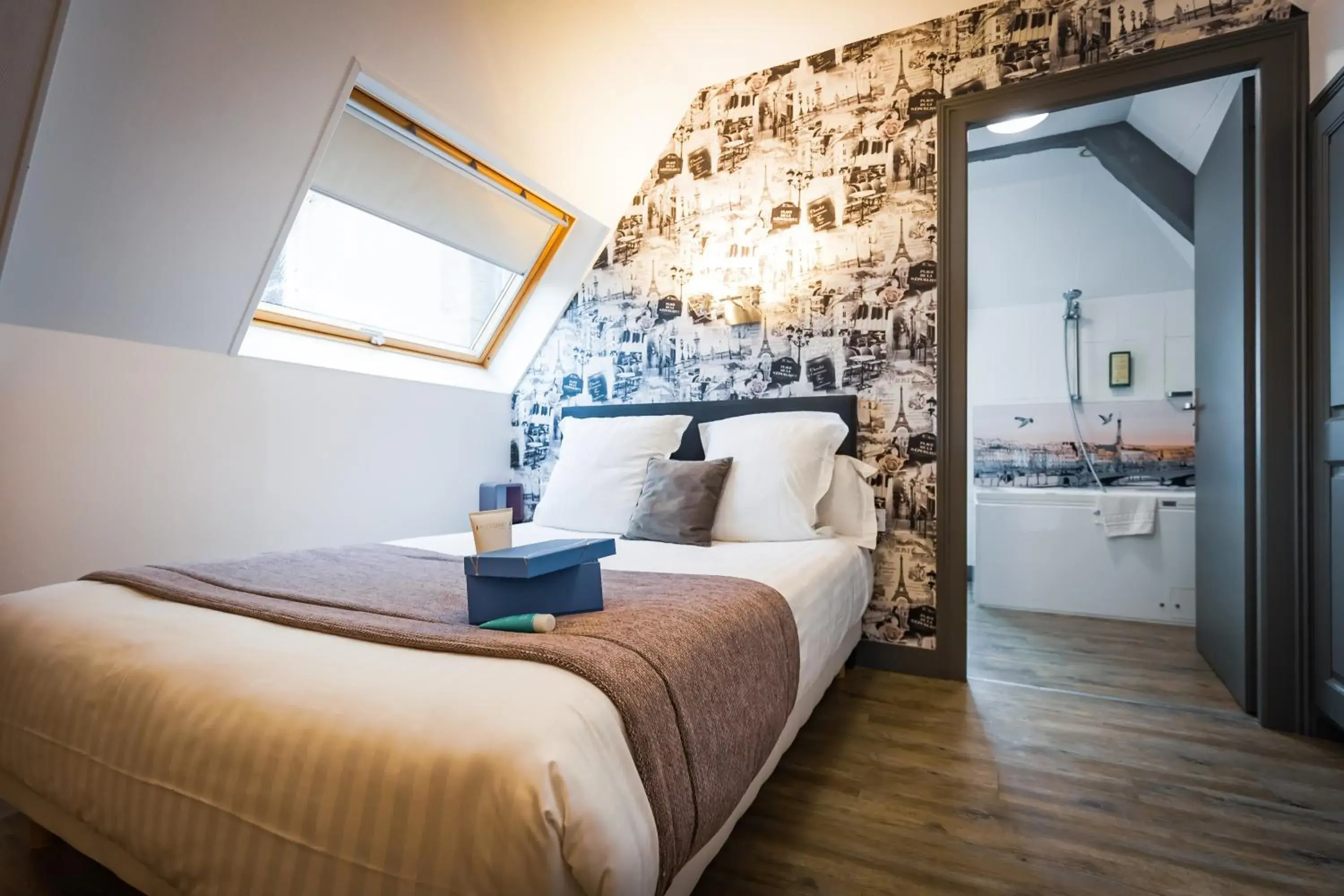 Bedroom, Bed in Grand Hotel du Luxembourg