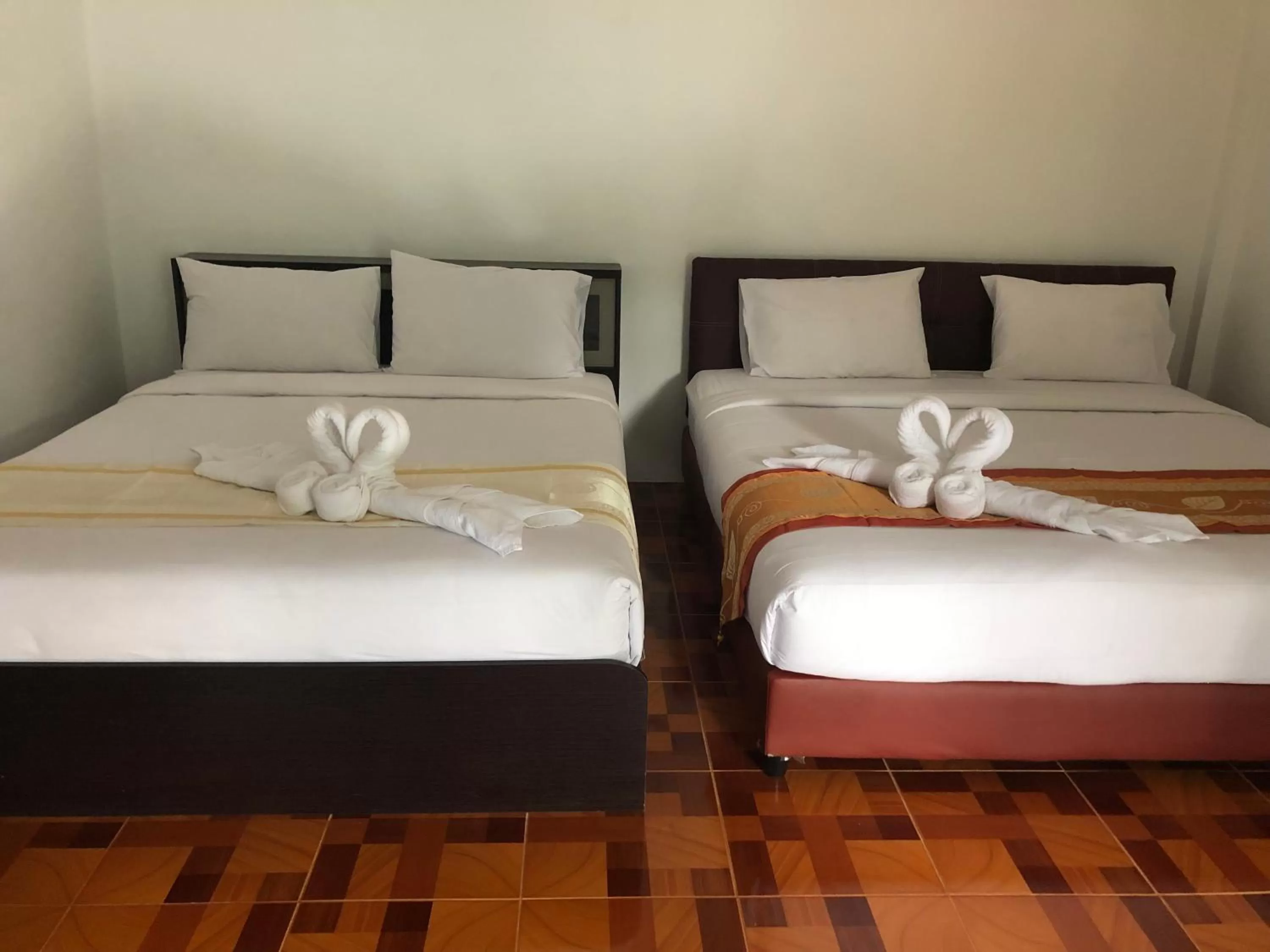 Bed in The Mountain View Hat Sai Ri Resort