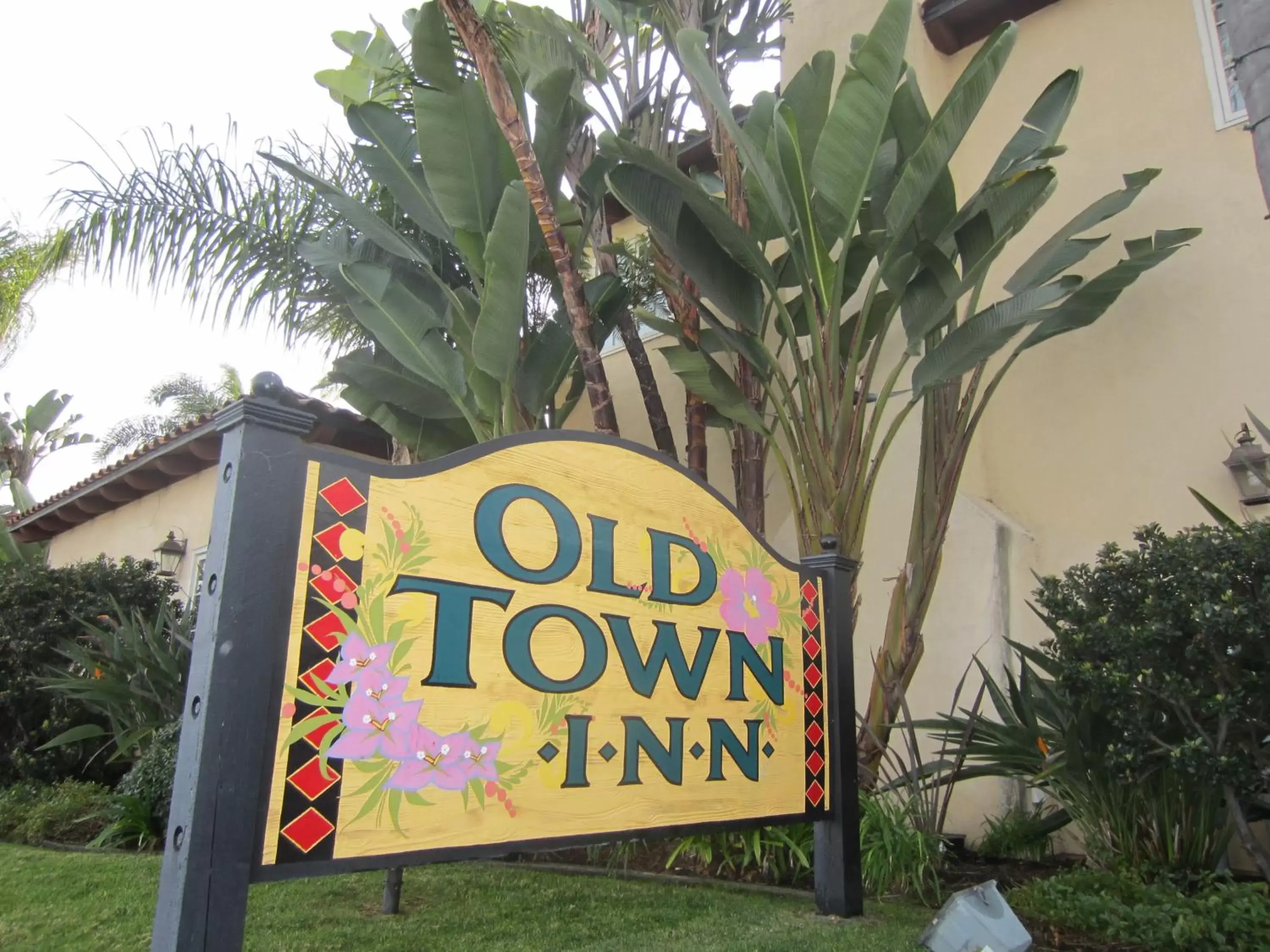 Facade/entrance in Old Town Inn