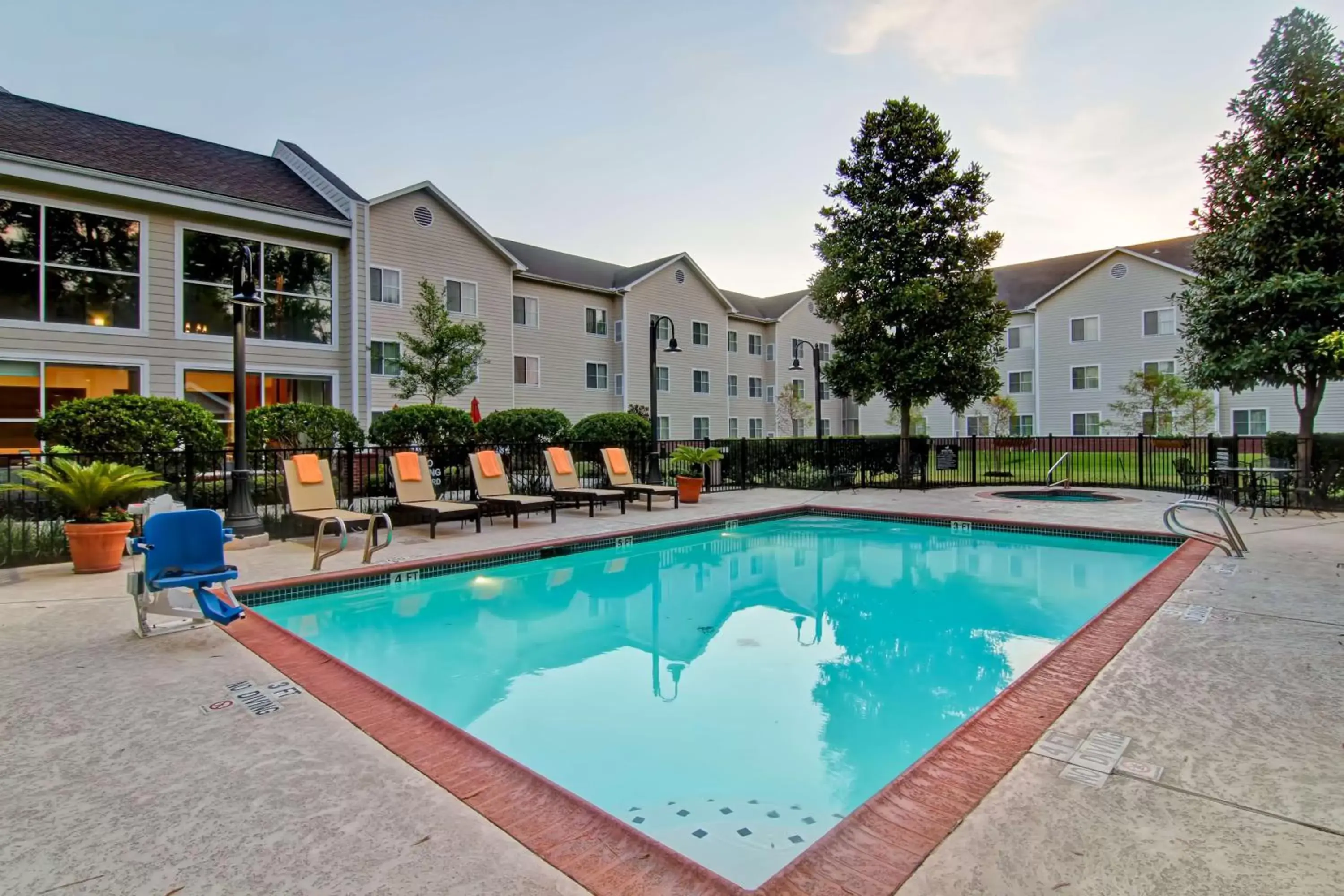 Pool view, Swimming Pool in Homewood Suites Houston Kingwood Parc Airport Area