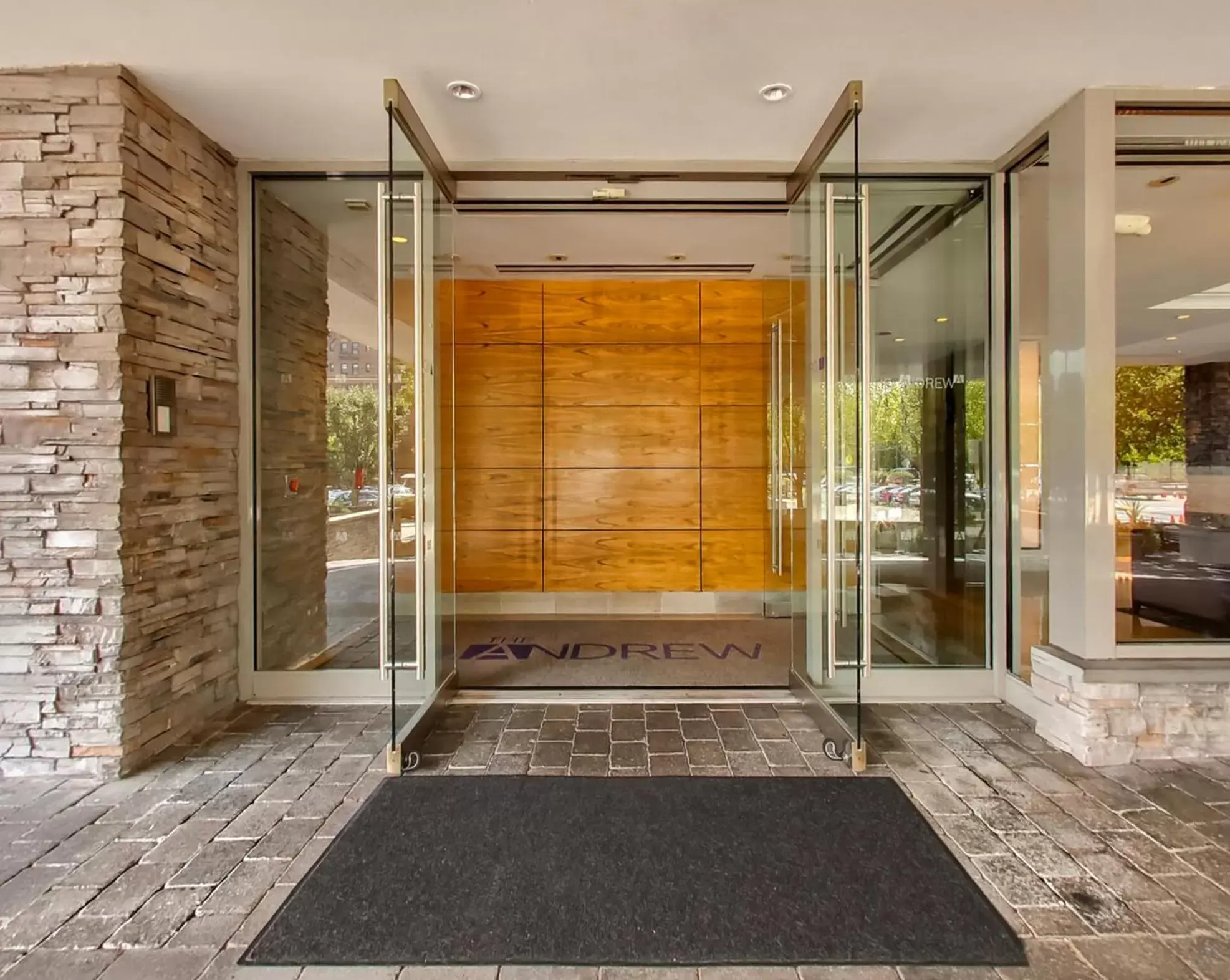 Facade/entrance in The Andrew Hotel Facade/entrance in The Andrew Hotel