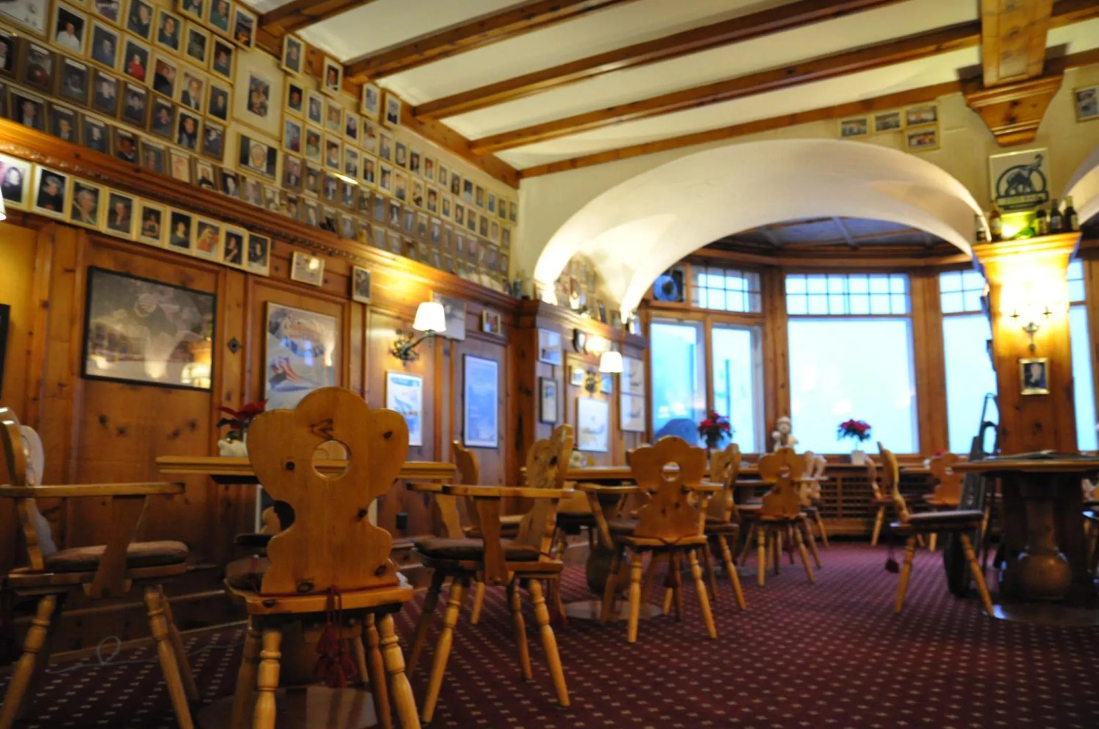 Restaurant/places to eat in Soldanella