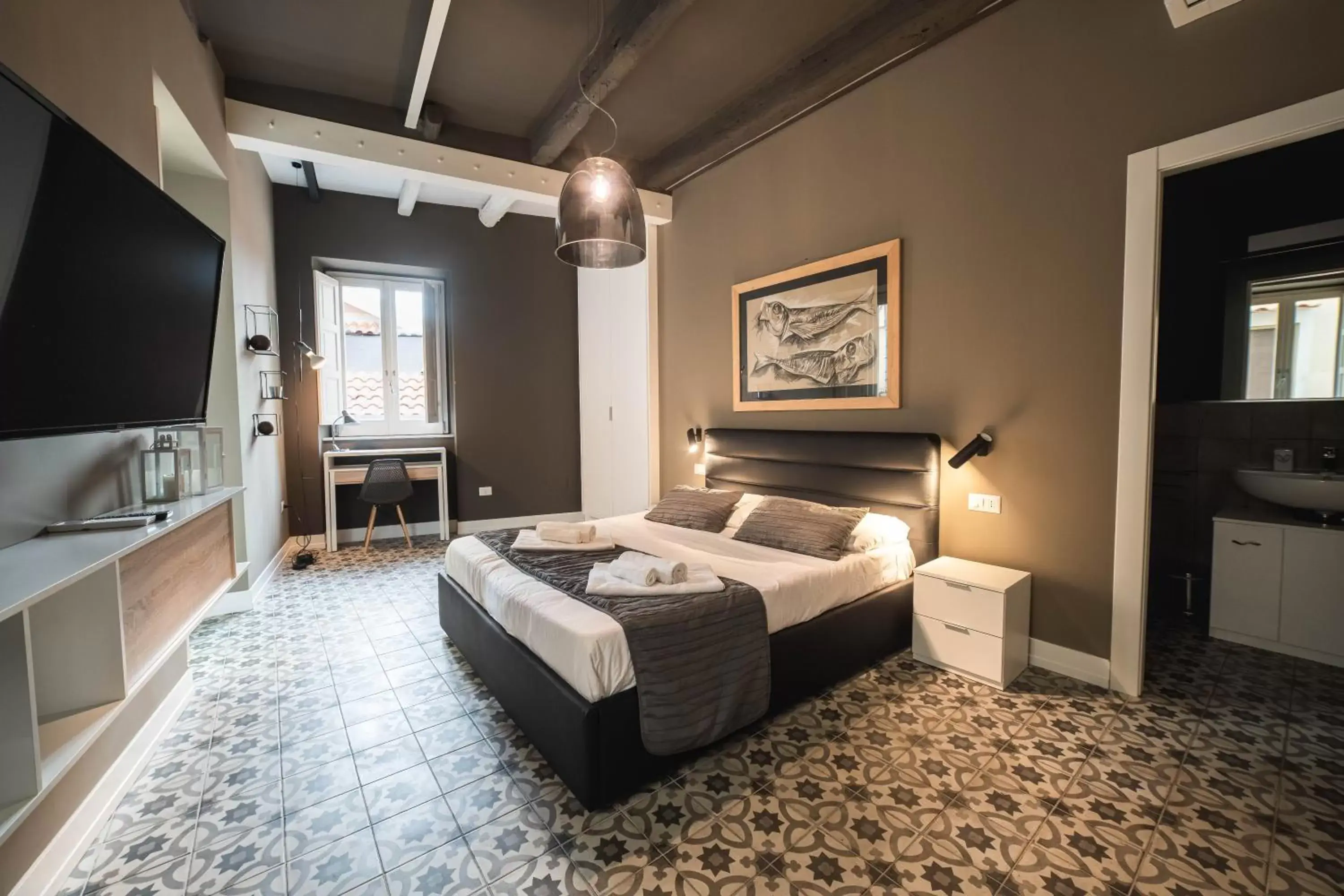 Bed in Palazzo Paladini - Luxury Suites in the Heart of the Old Town