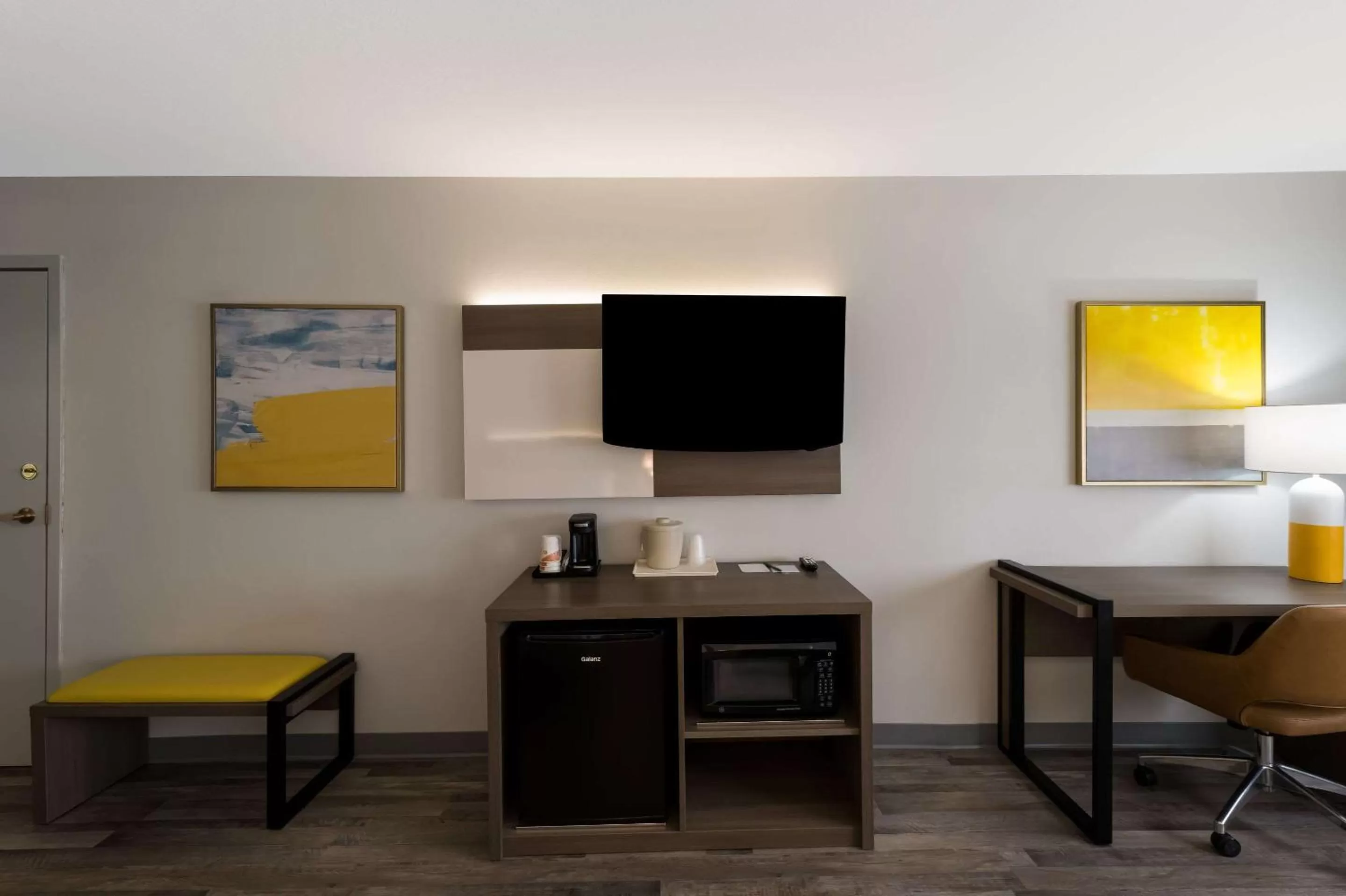 TV and multimedia in Quality Inn & Suites Artesia