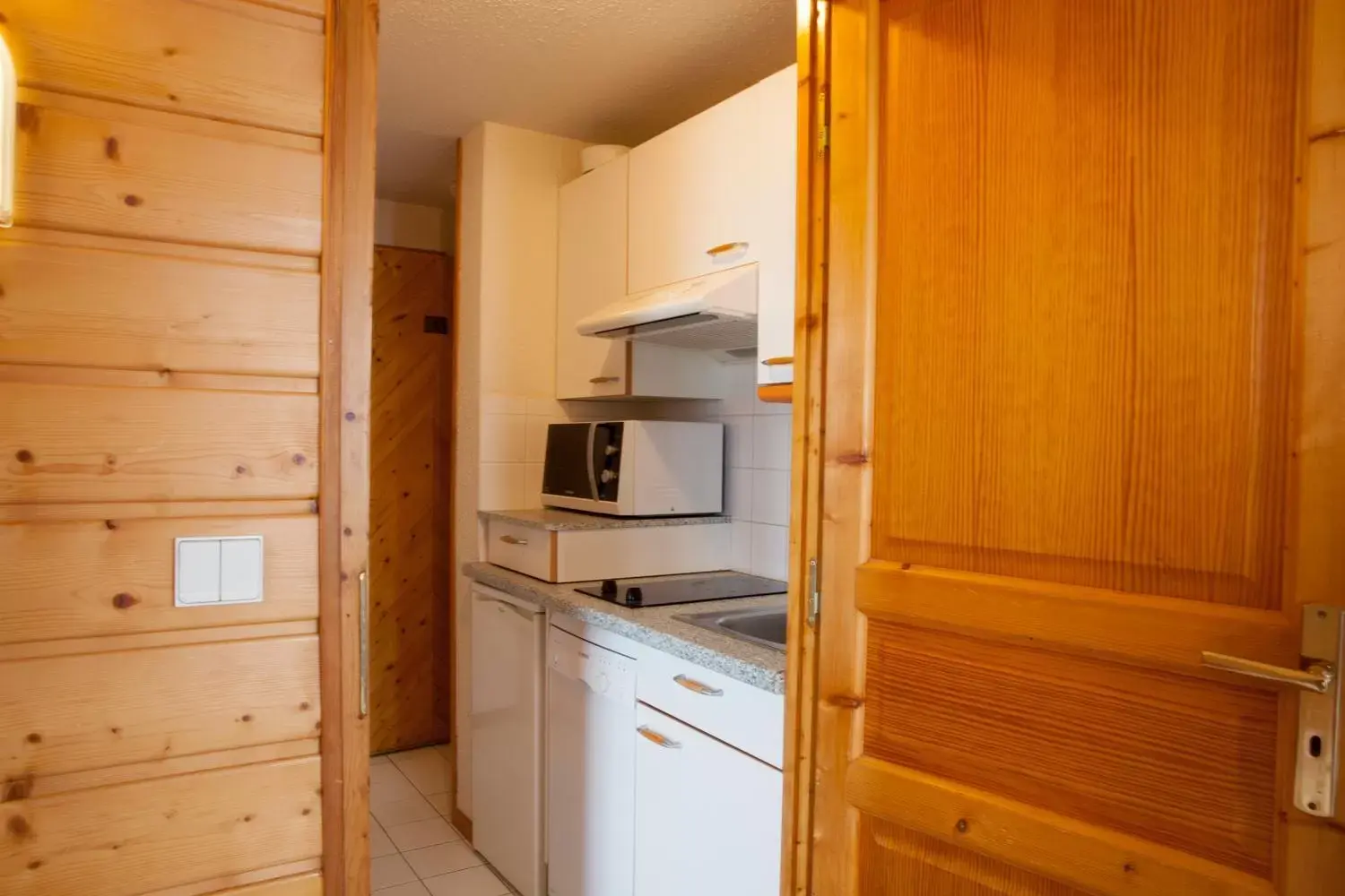 Kitchen/Kitchenette in Le Floralp