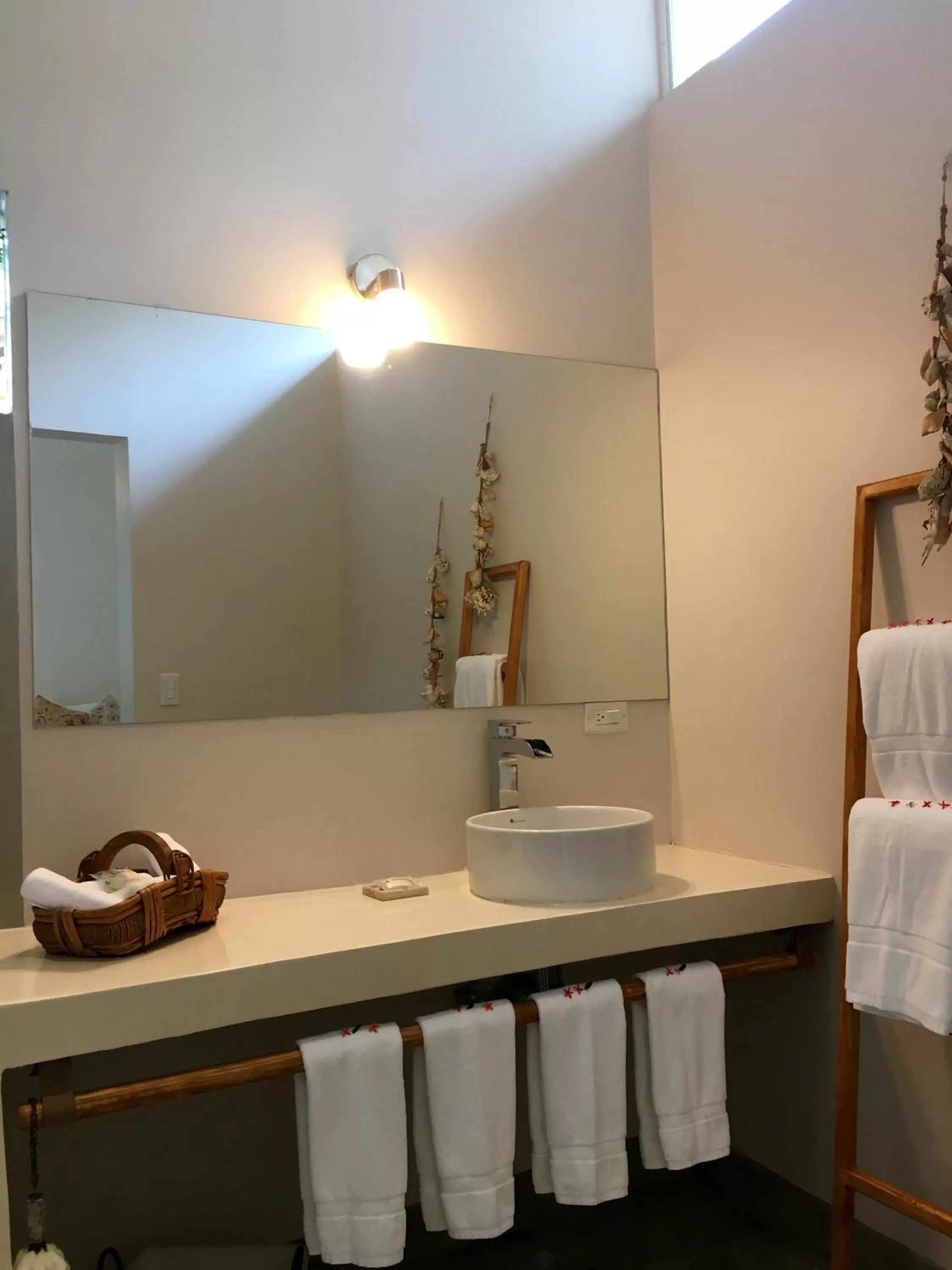 Bathroom in La Ramona Charming Hotel