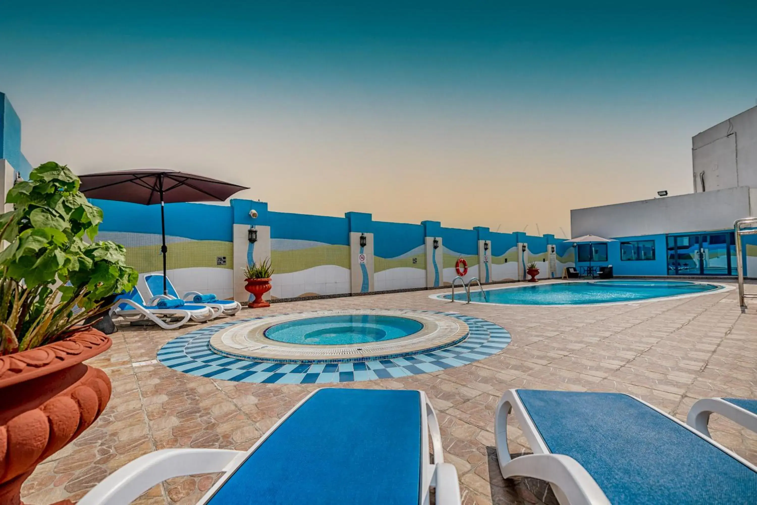 Swimming Pool in Al Jawhara Gardens Hotel