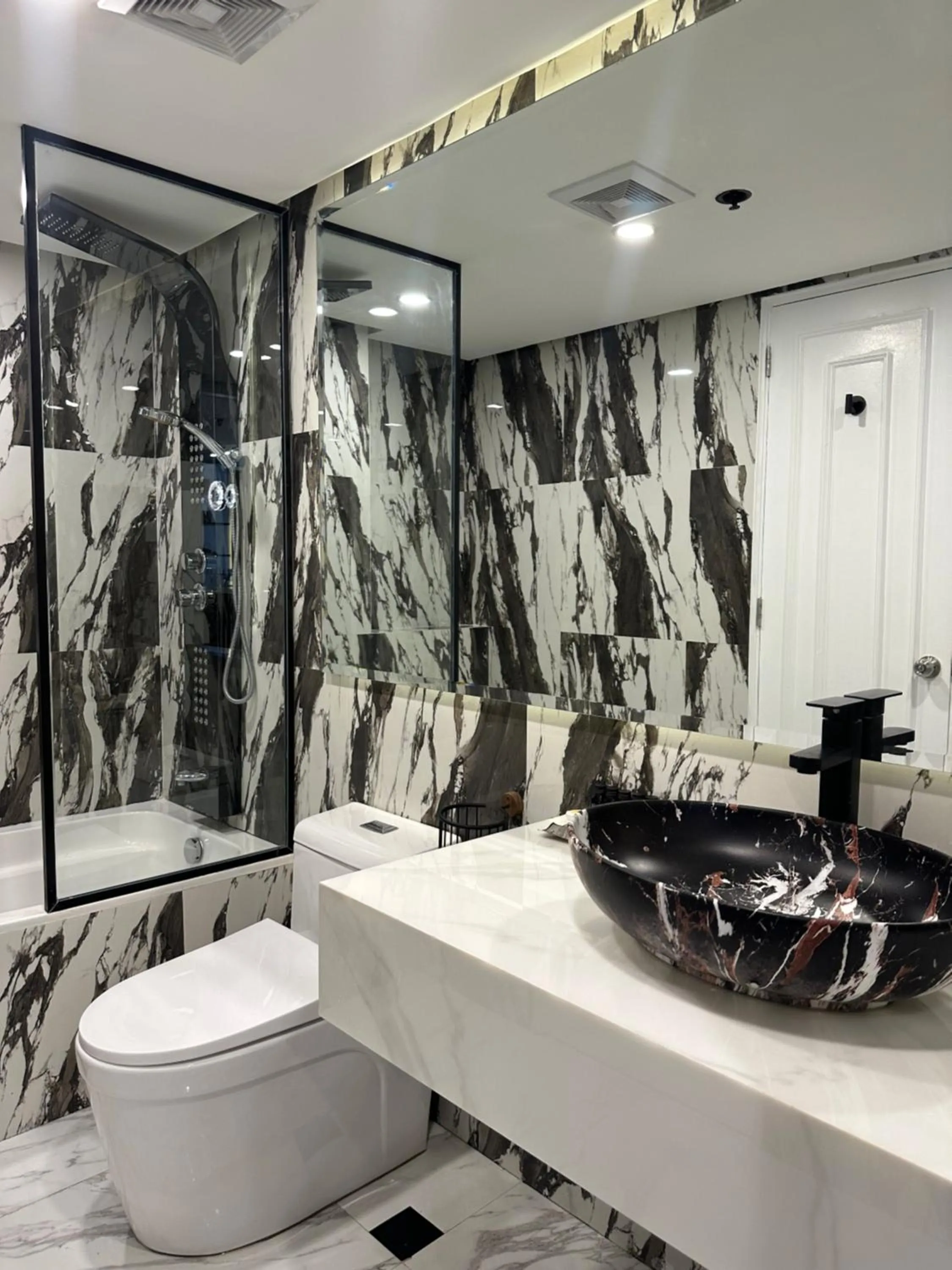 Shower, Bathroom in Mpt Suites