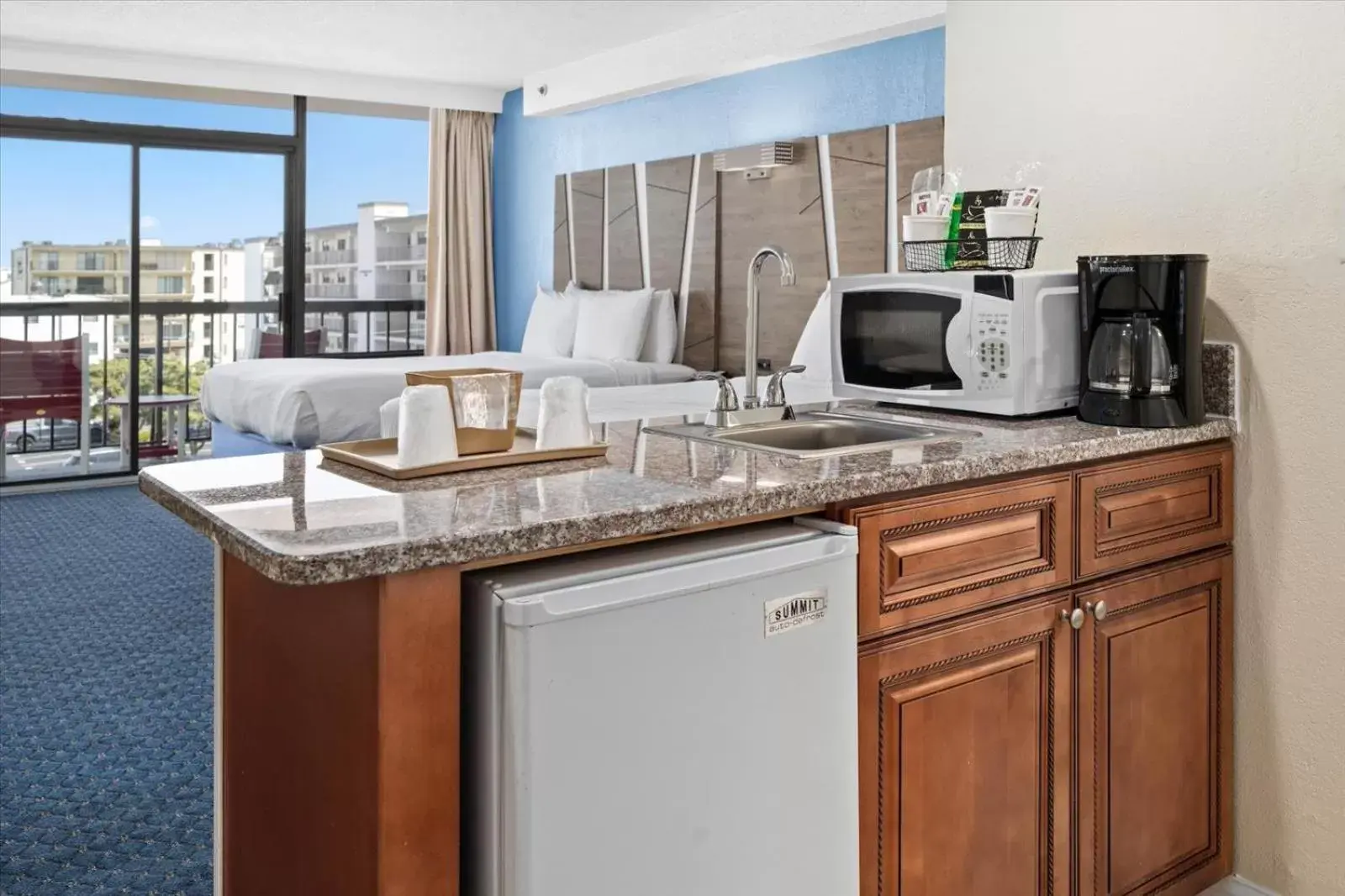 Kitchen or kitchenette, Kitchen/Kitchenette in Carousel Resort Hotel and Condominiums