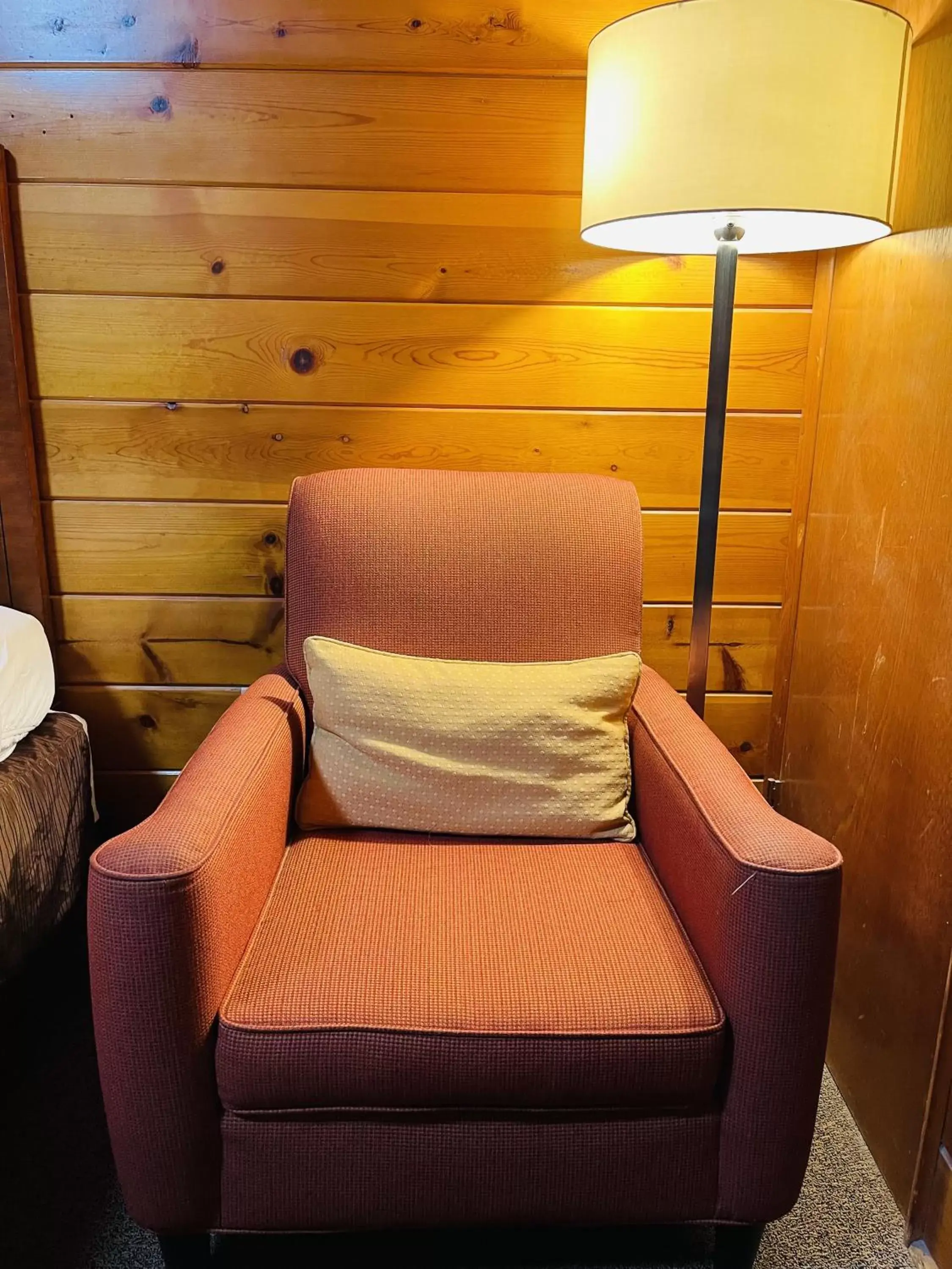 Seating Area in Apple Inn Motel