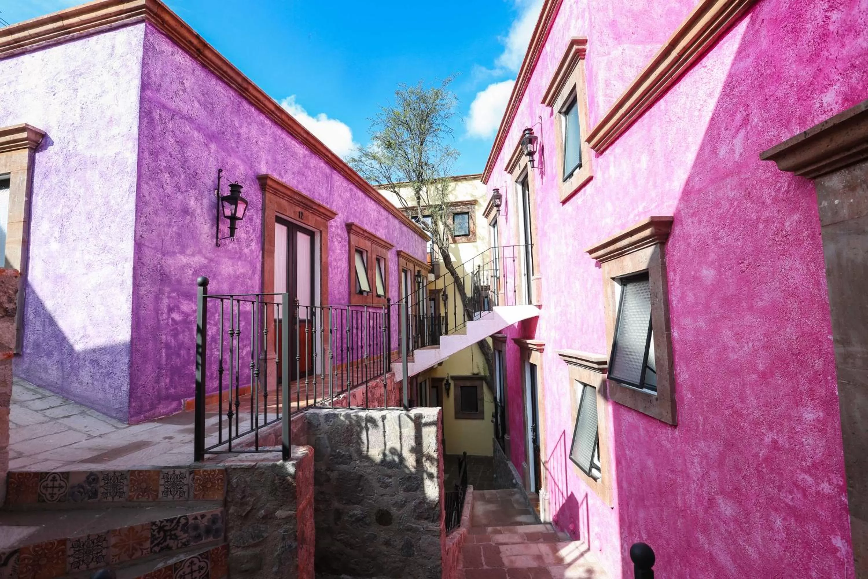 Property building in El mesón del Quijote