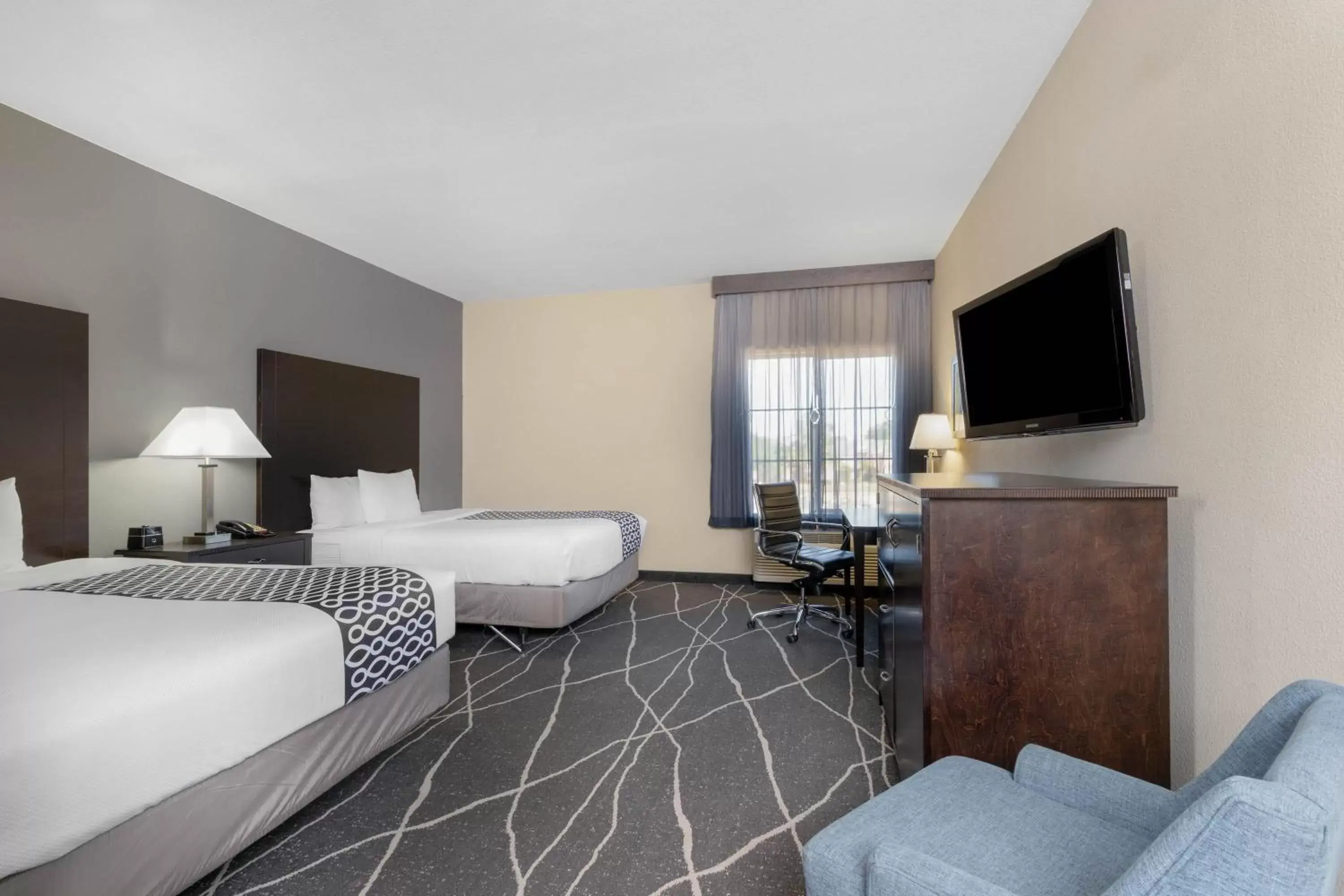 Bedroom, Bed in La Quinta by Wyndham Houston Energy Corridor