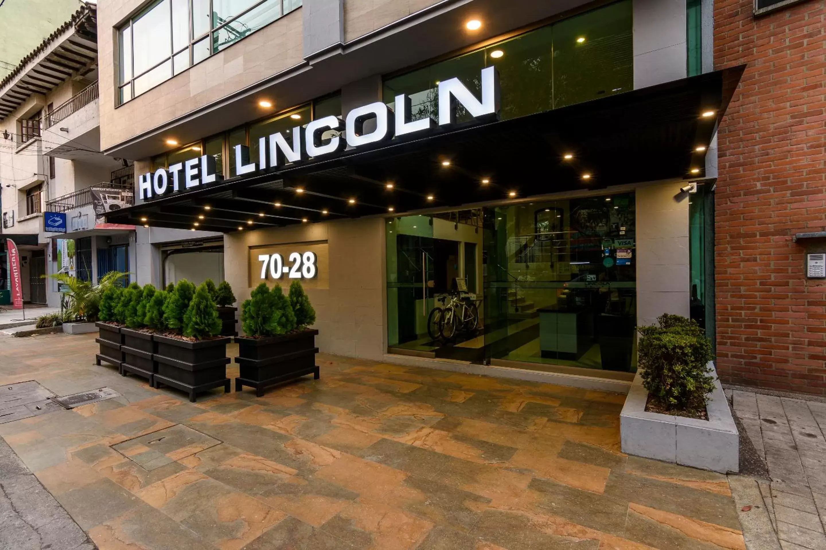 Facade/entrance in Hotel Lincoln