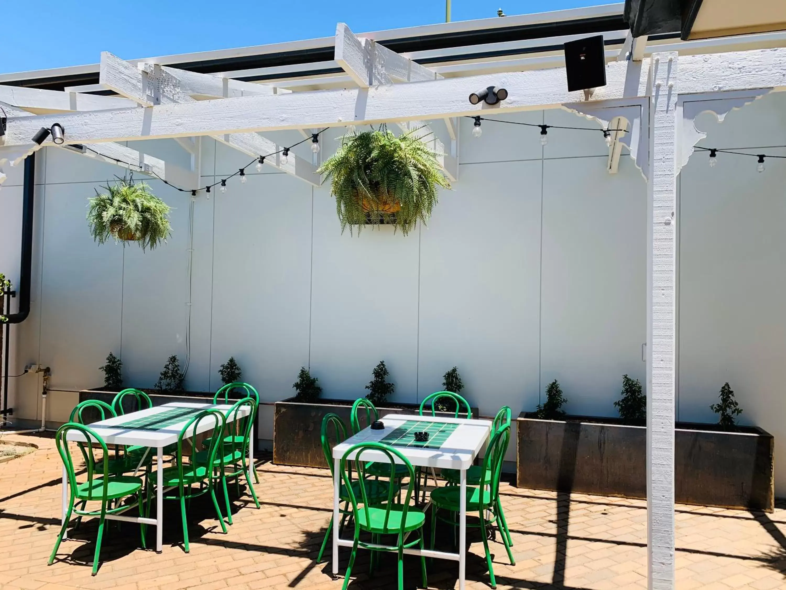 Patio, Restaurant/Places to Eat in Gunnedah Hotel