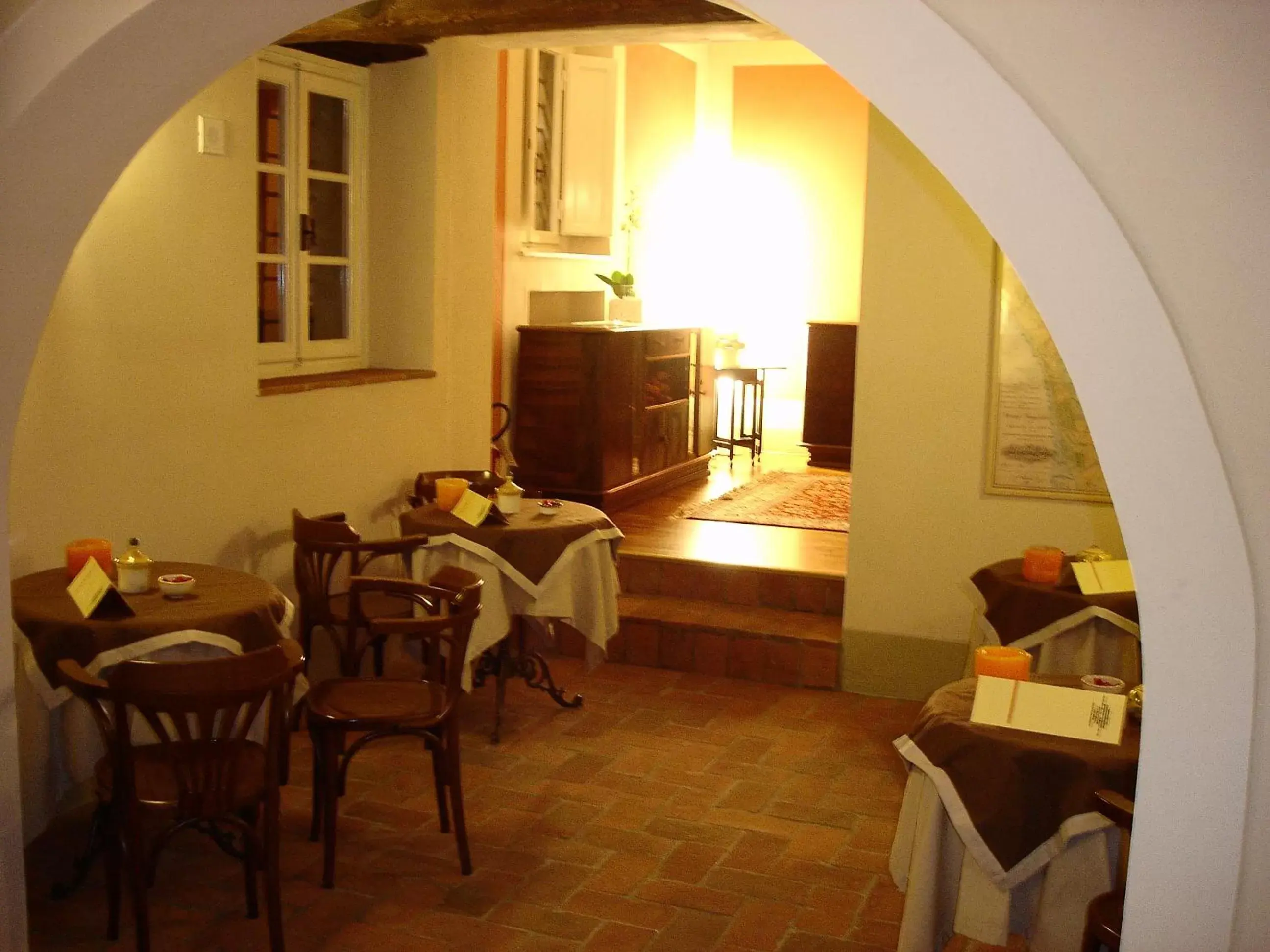 Restaurant/Places to Eat in Albergo San Martino