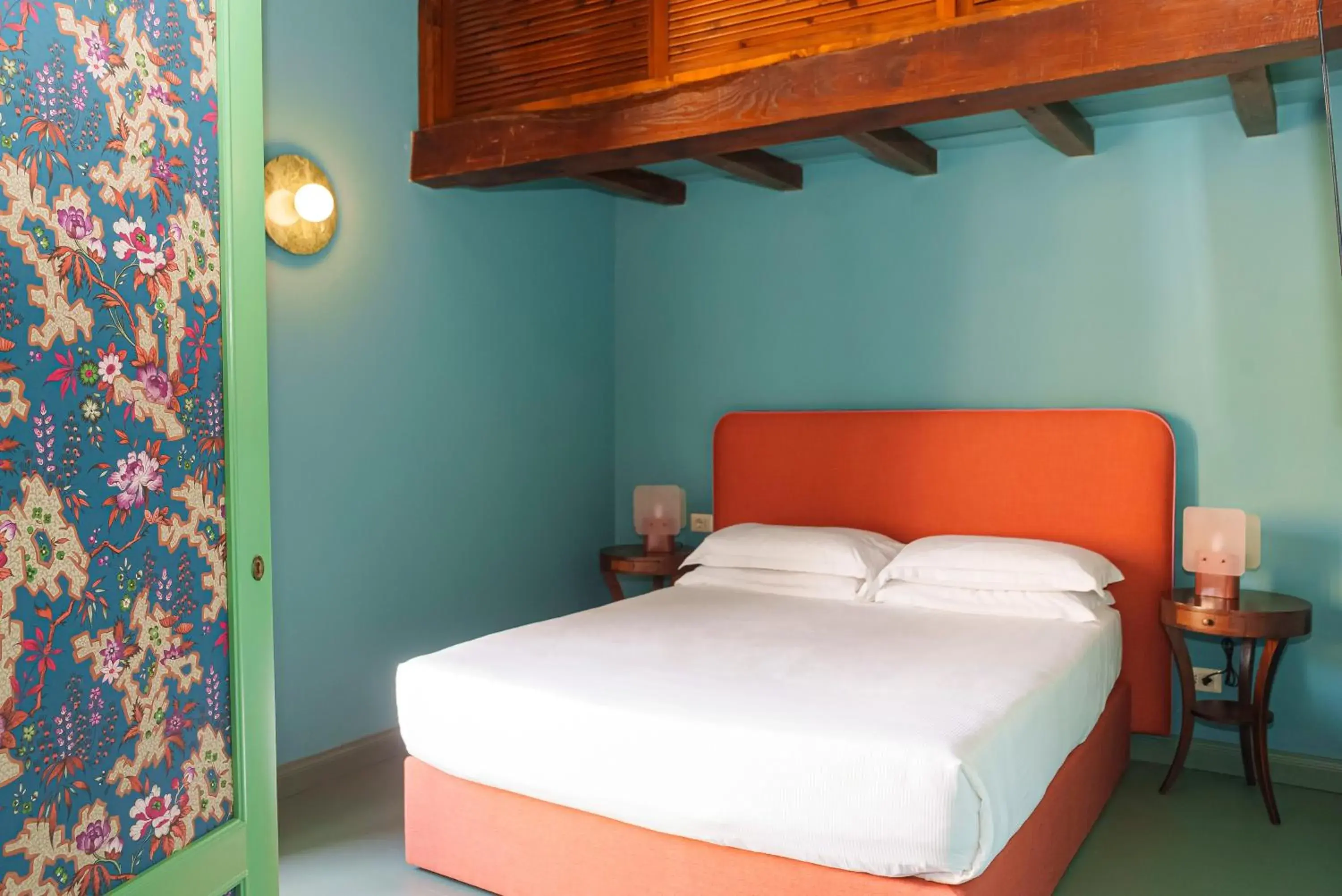 Bedroom, Bed in Salotto Monti