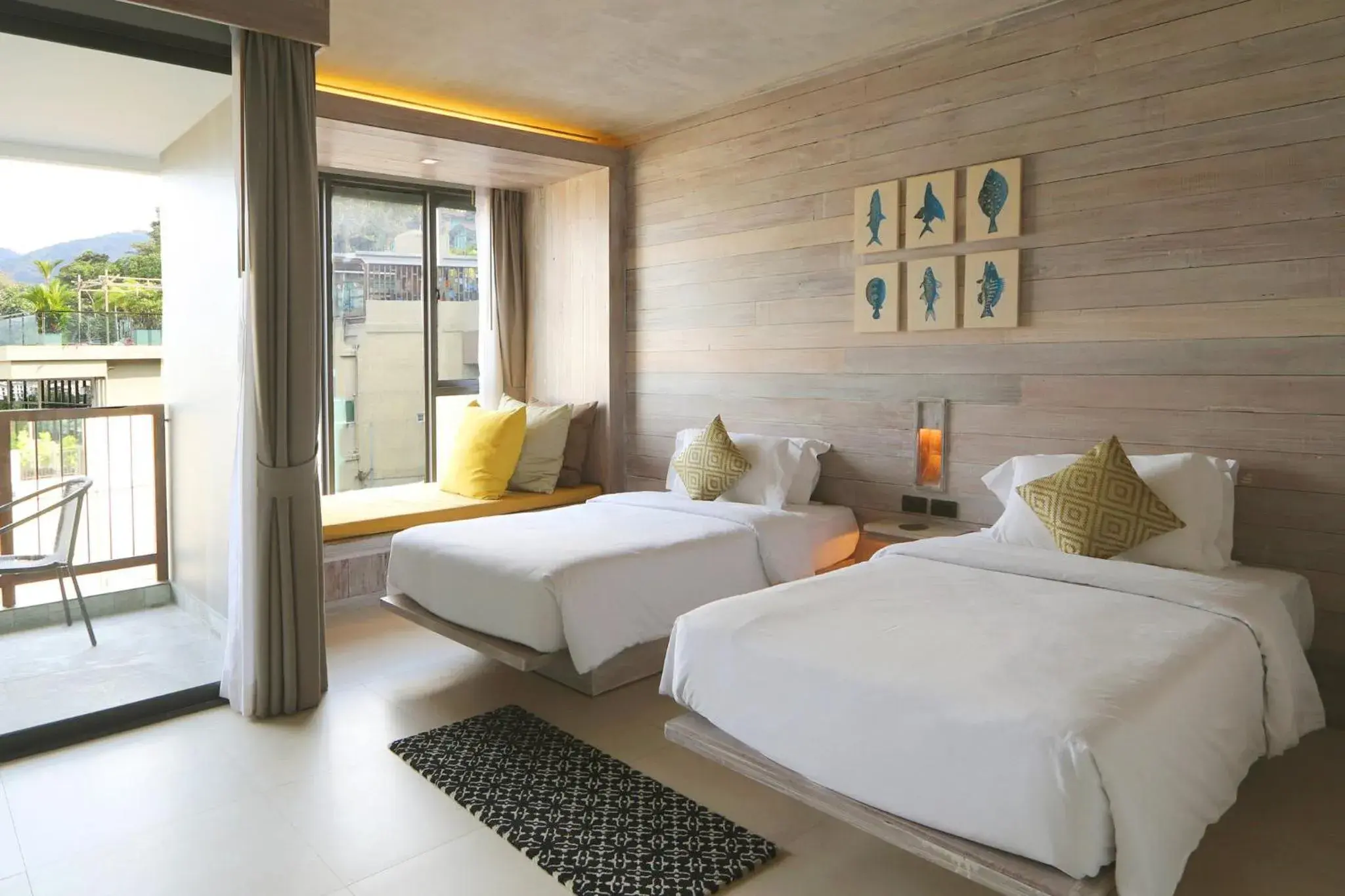 Photo of the whole room, Bed in Dinso Resort & Villas Phuket an IHG Hotel