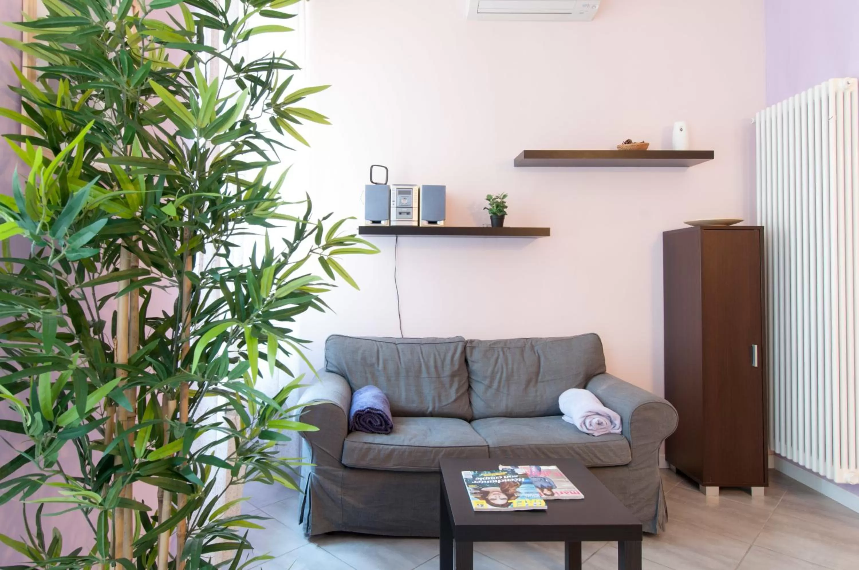 Communal lounge/ TV room in Il Cortiletto