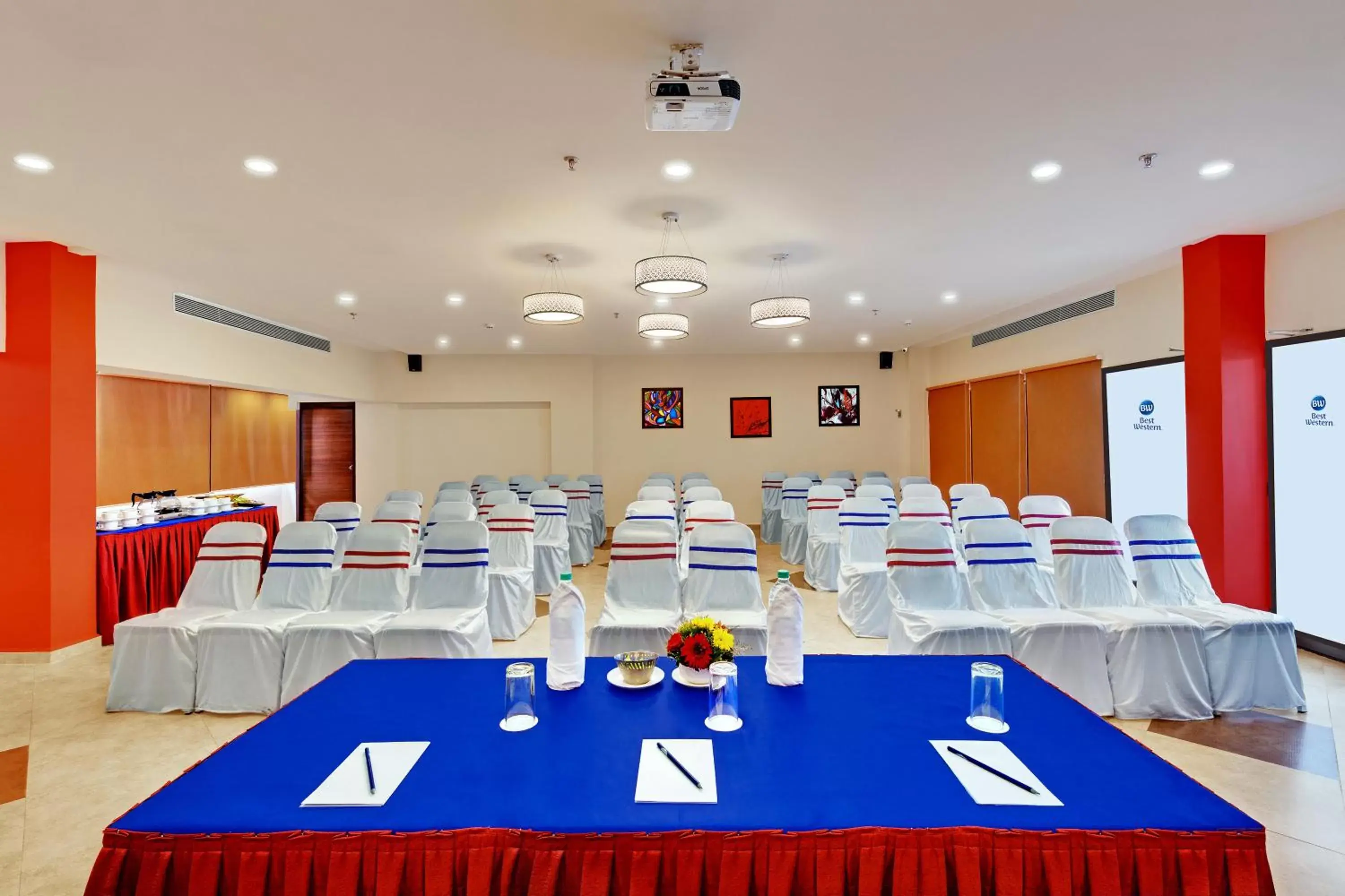 Banquet/Function facilities in Best Western Alkapuri