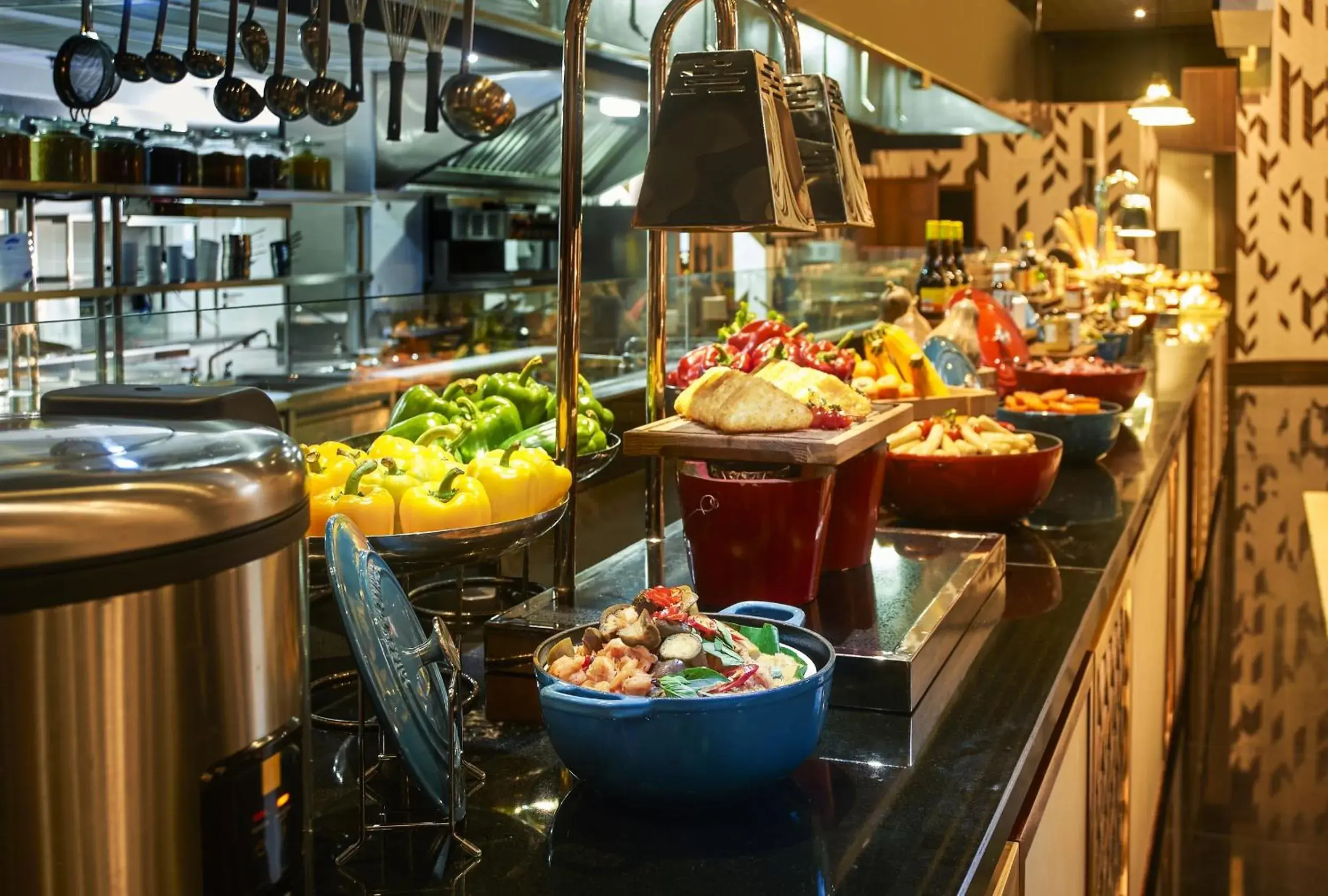 Food and drinks in Amari Johor Bahru Food and drinks in Amari Johor Bahru