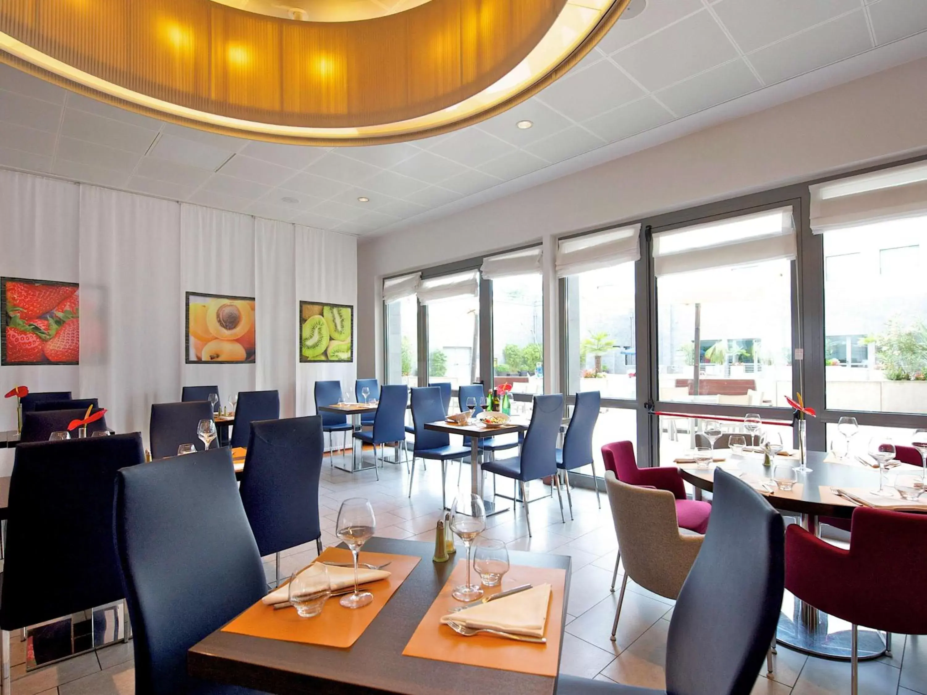 Restaurant/Places to Eat in Novotel Milano Malpensa Aeroporto