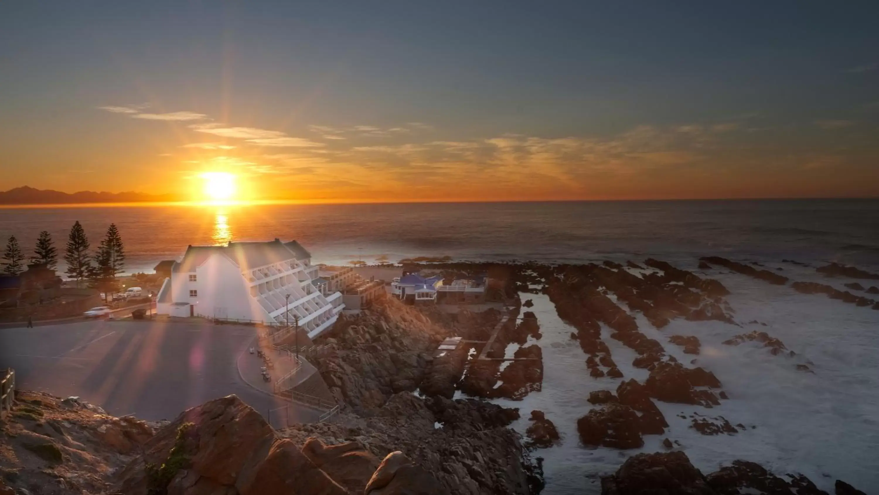 The Point Hotel & Spa The Point Hotel & Spa