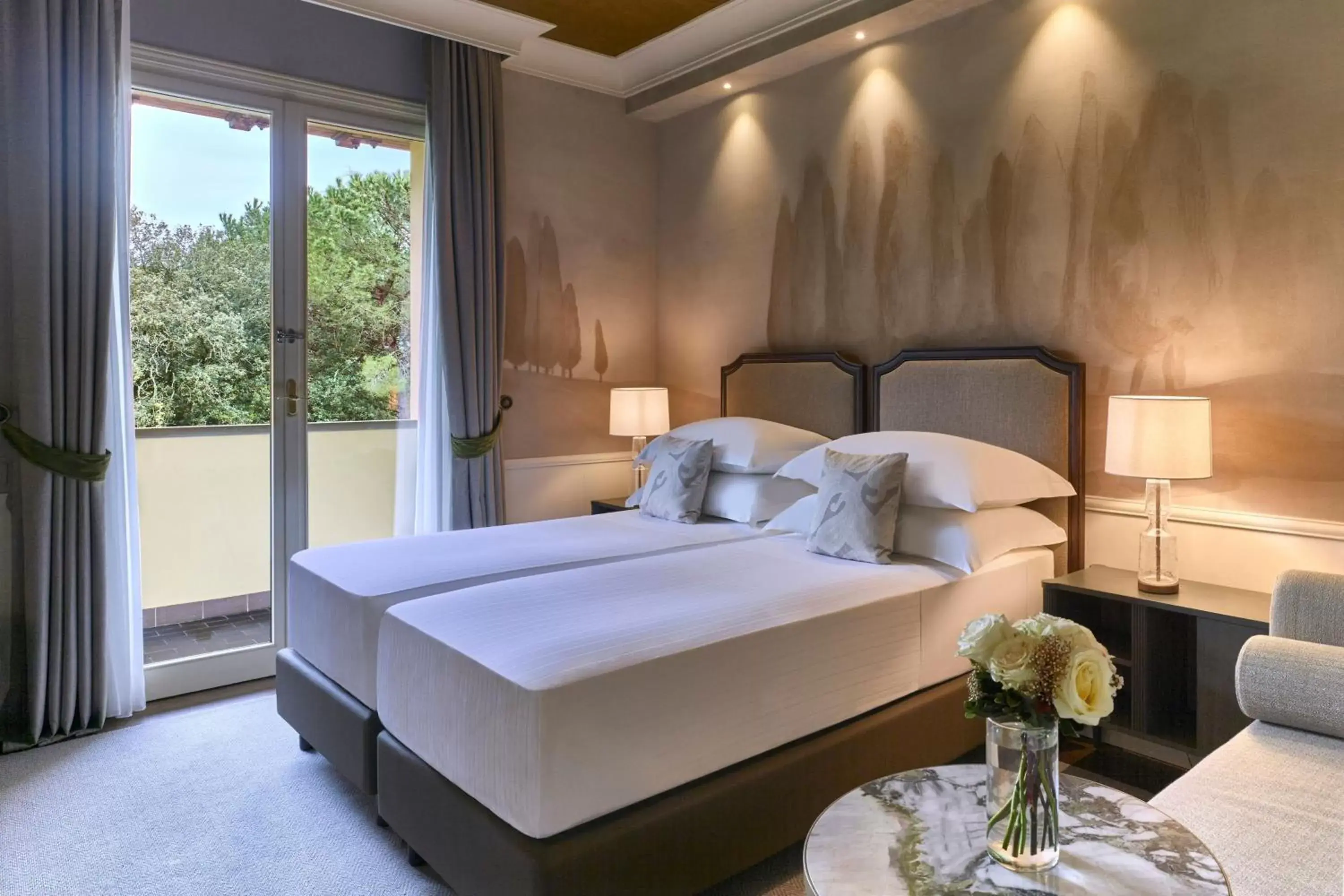 Bedroom, Bed in Grotta Giusti Thermal Spa Resort Tuscany, Autograph Collection