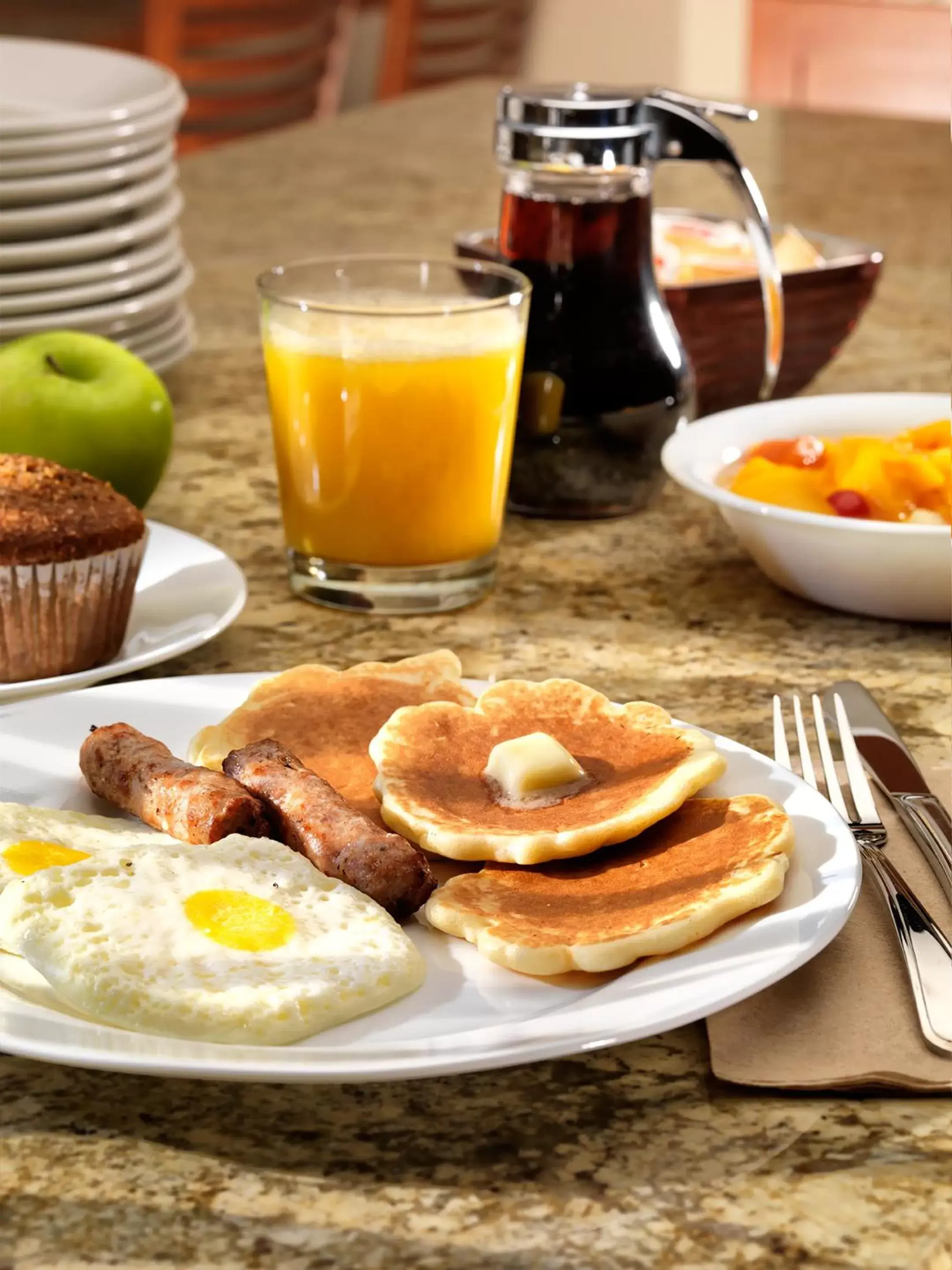 Breakfast in Best Western PLUS Inner Harbour Hotel Breakfast in Best Western PLUS Inner Harbour Hotel