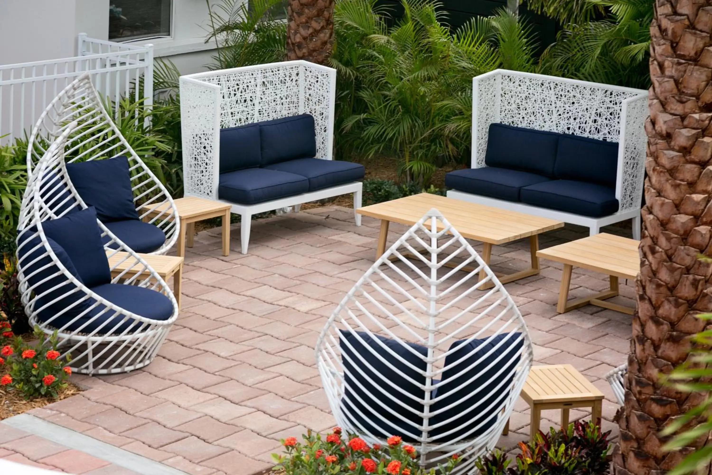 Patio, Seating Area in Hotel Cabana Clearwater Beach
