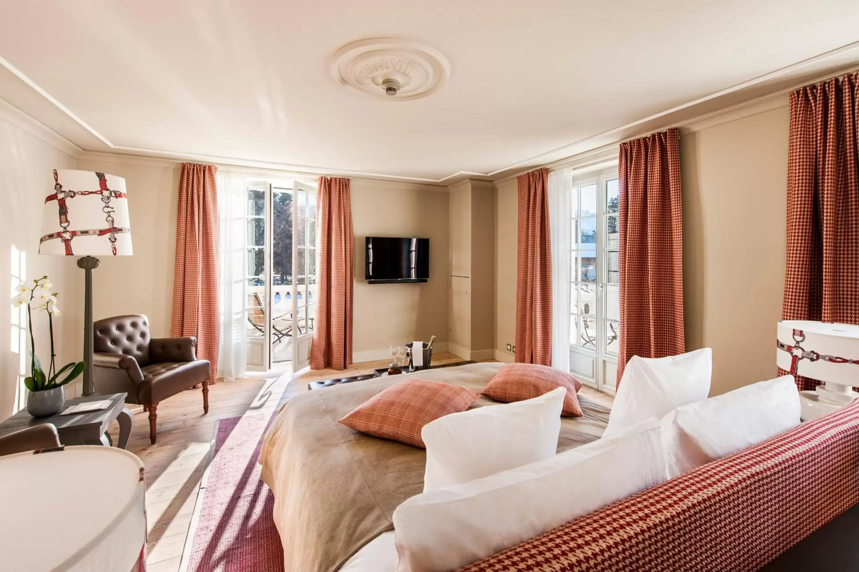 Double Room with Mountain View and Balcony in Le Grand Bellevue
