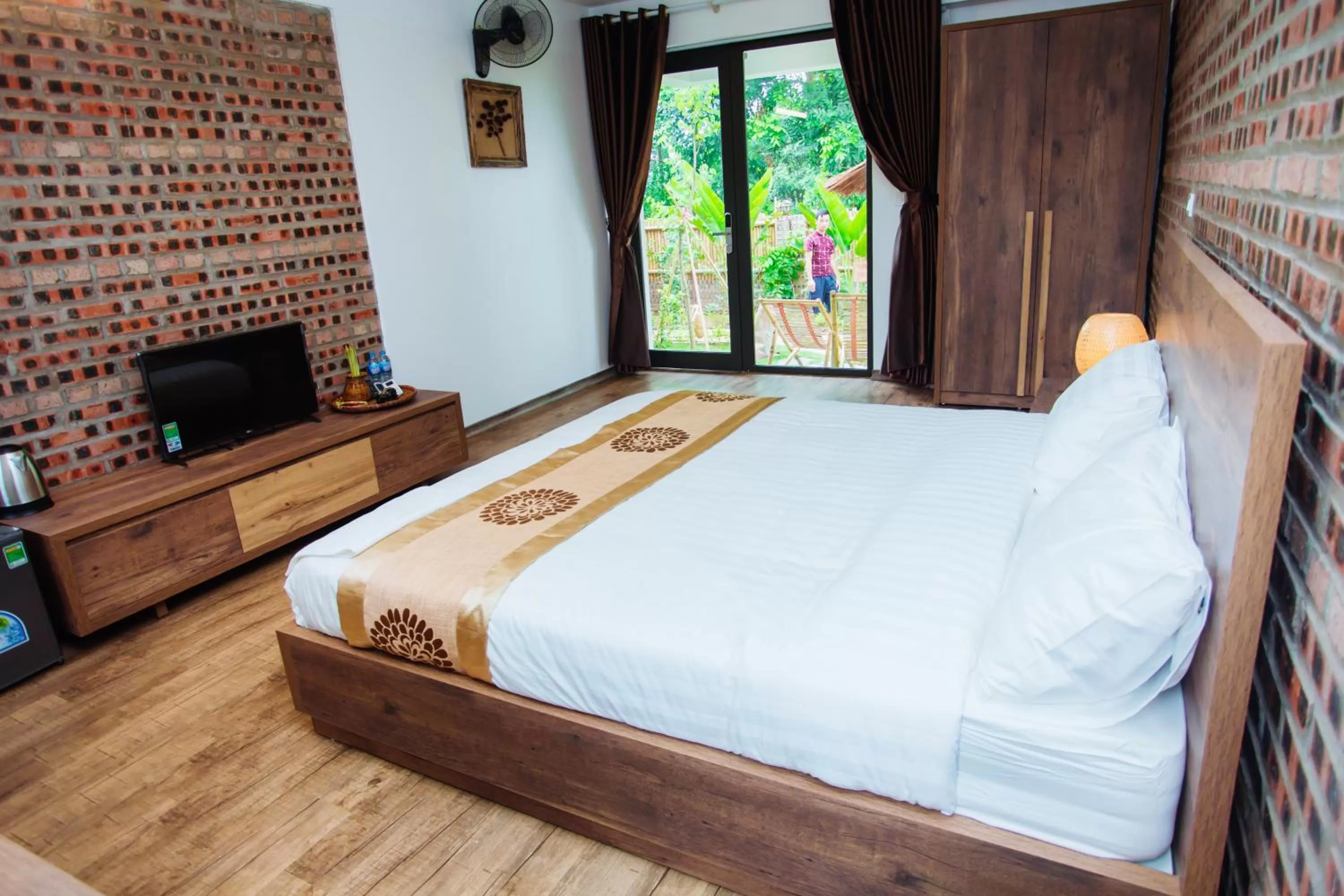 Bedroom, Bed in Nan House - Tam Coc