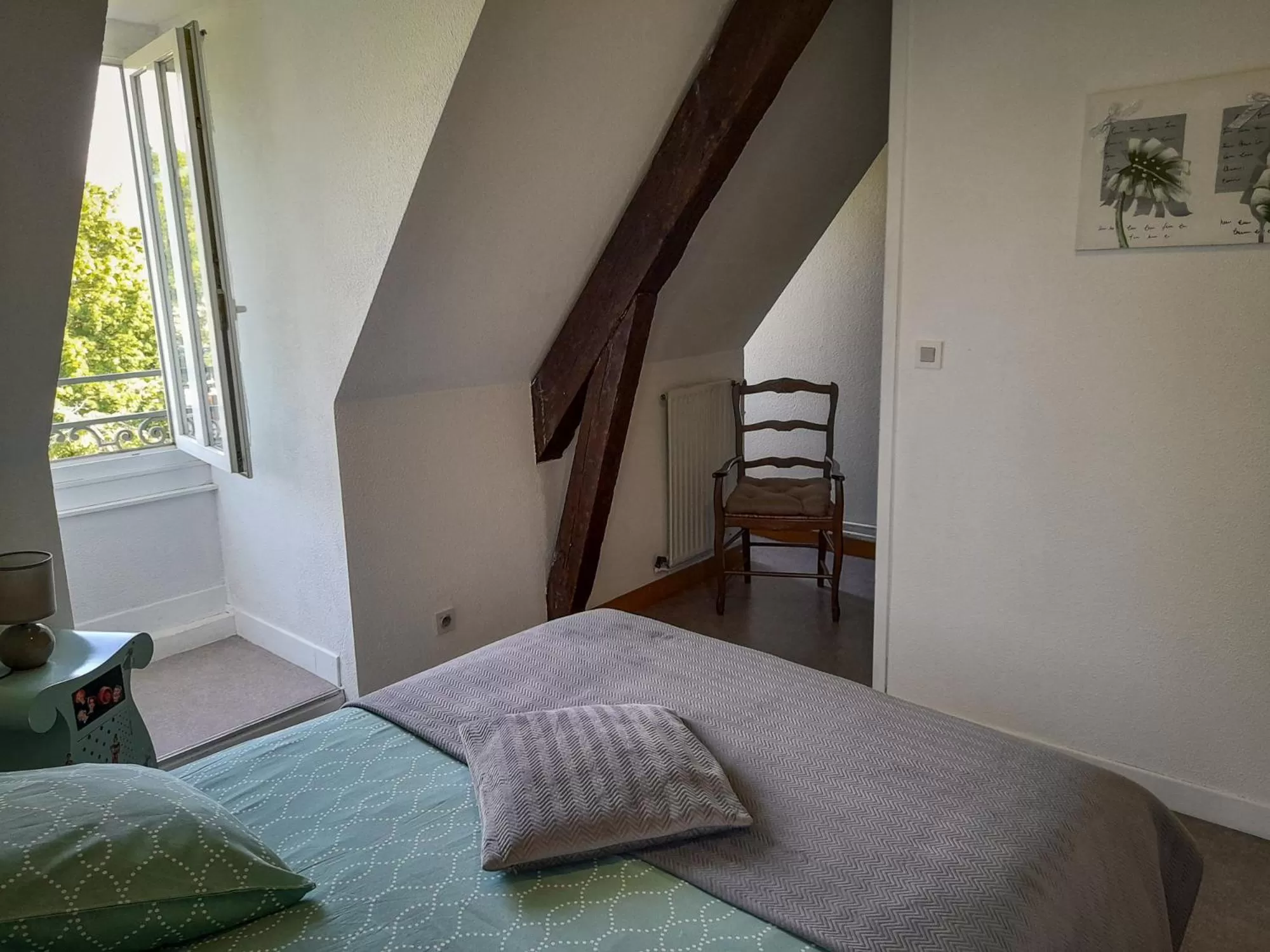 Bed in VILLA BONVOULOIR