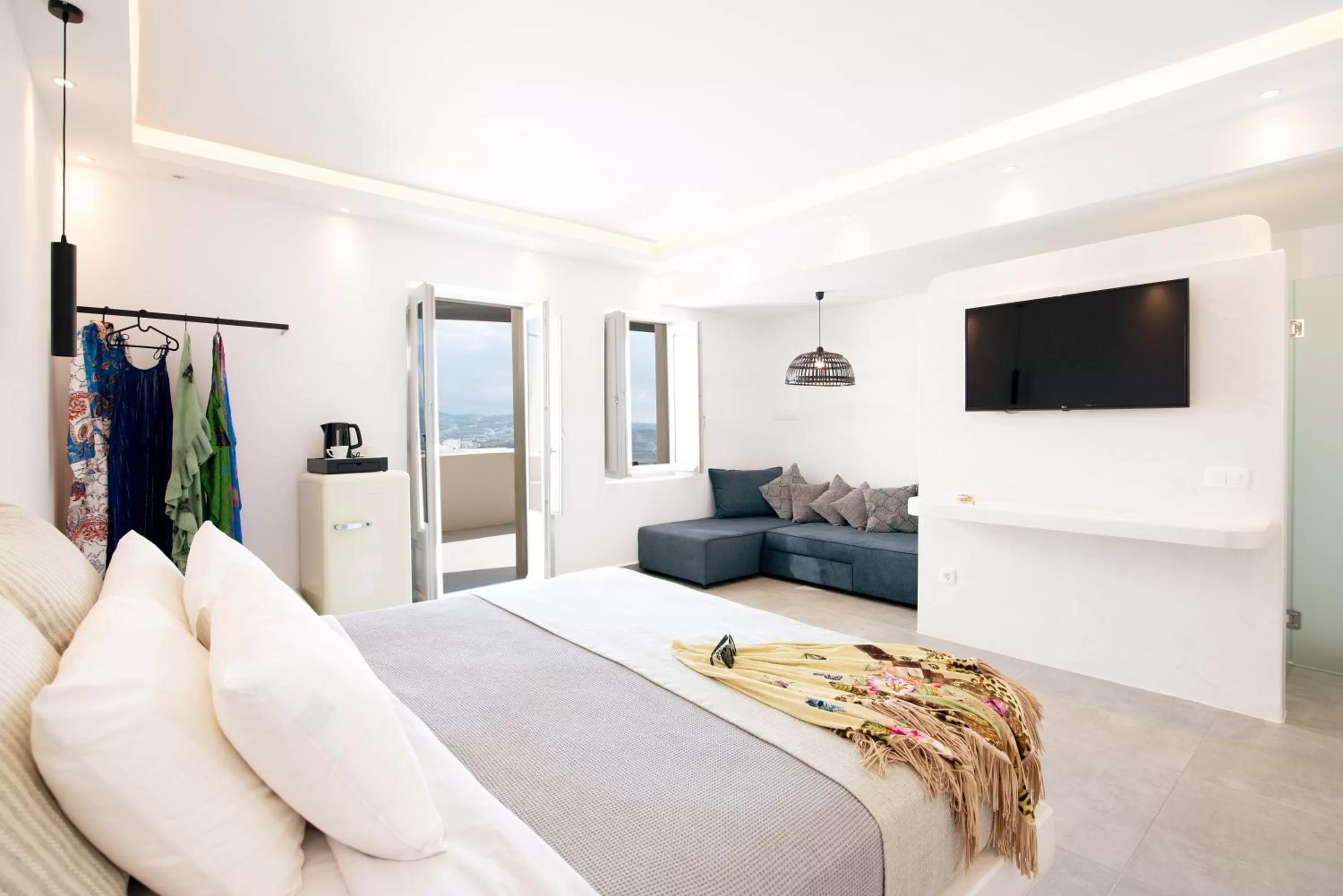 Bed in Caldera Cliff Illusion