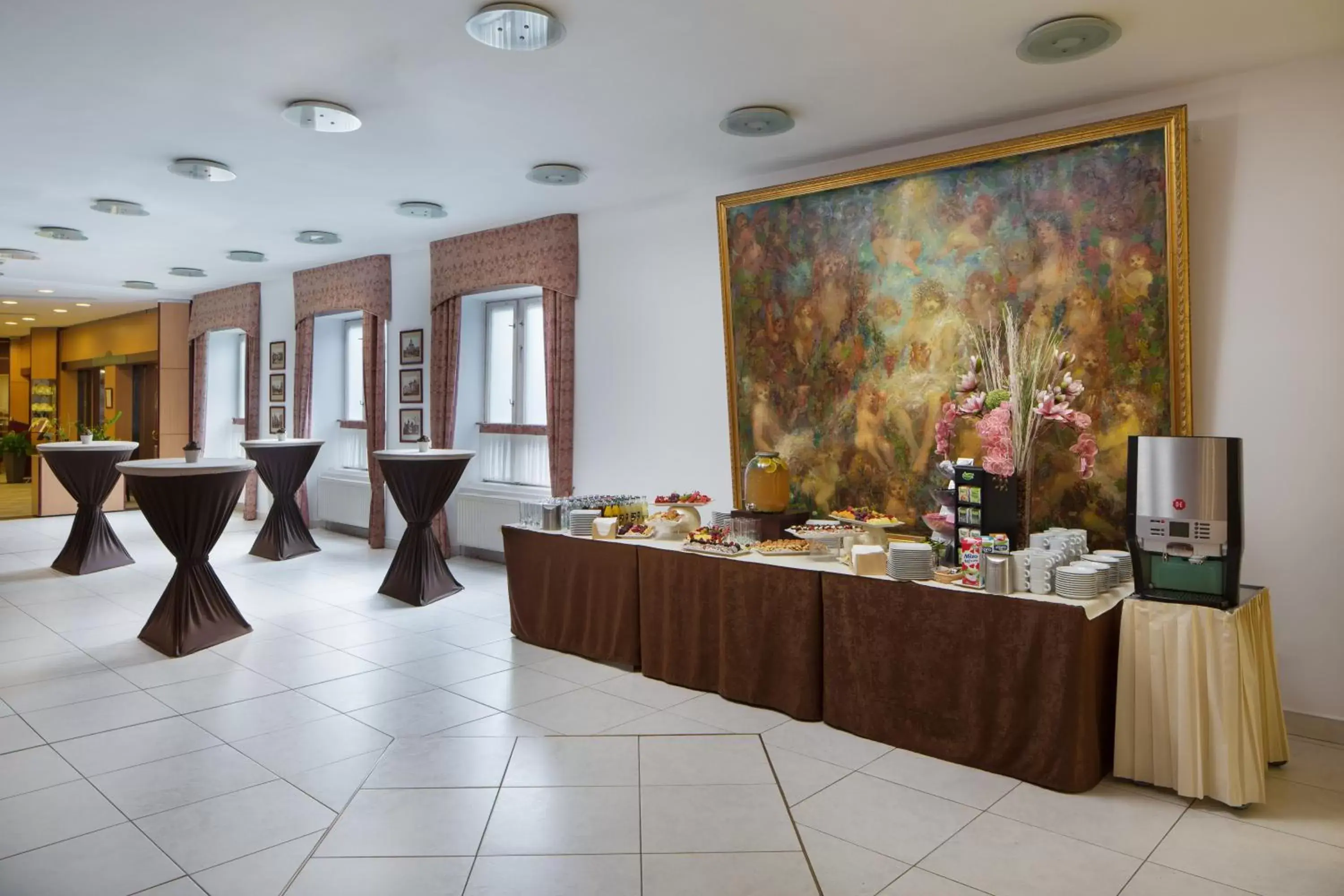 Food and drinks, Banquet Facilities in Benczur Hotel