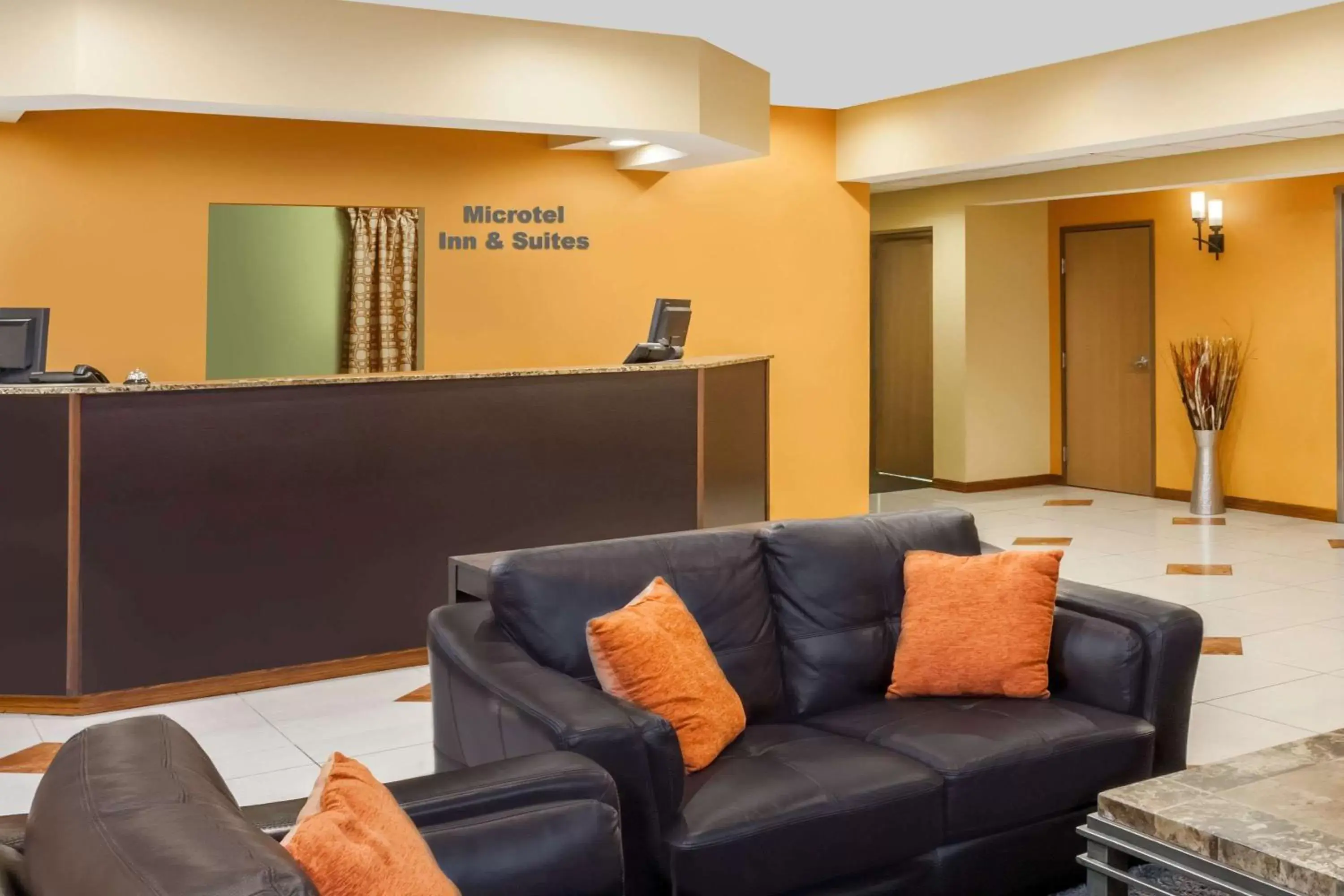 Lobby or reception, Lobby/Reception in Microtel by Wyndham South Bend Notre Dame University