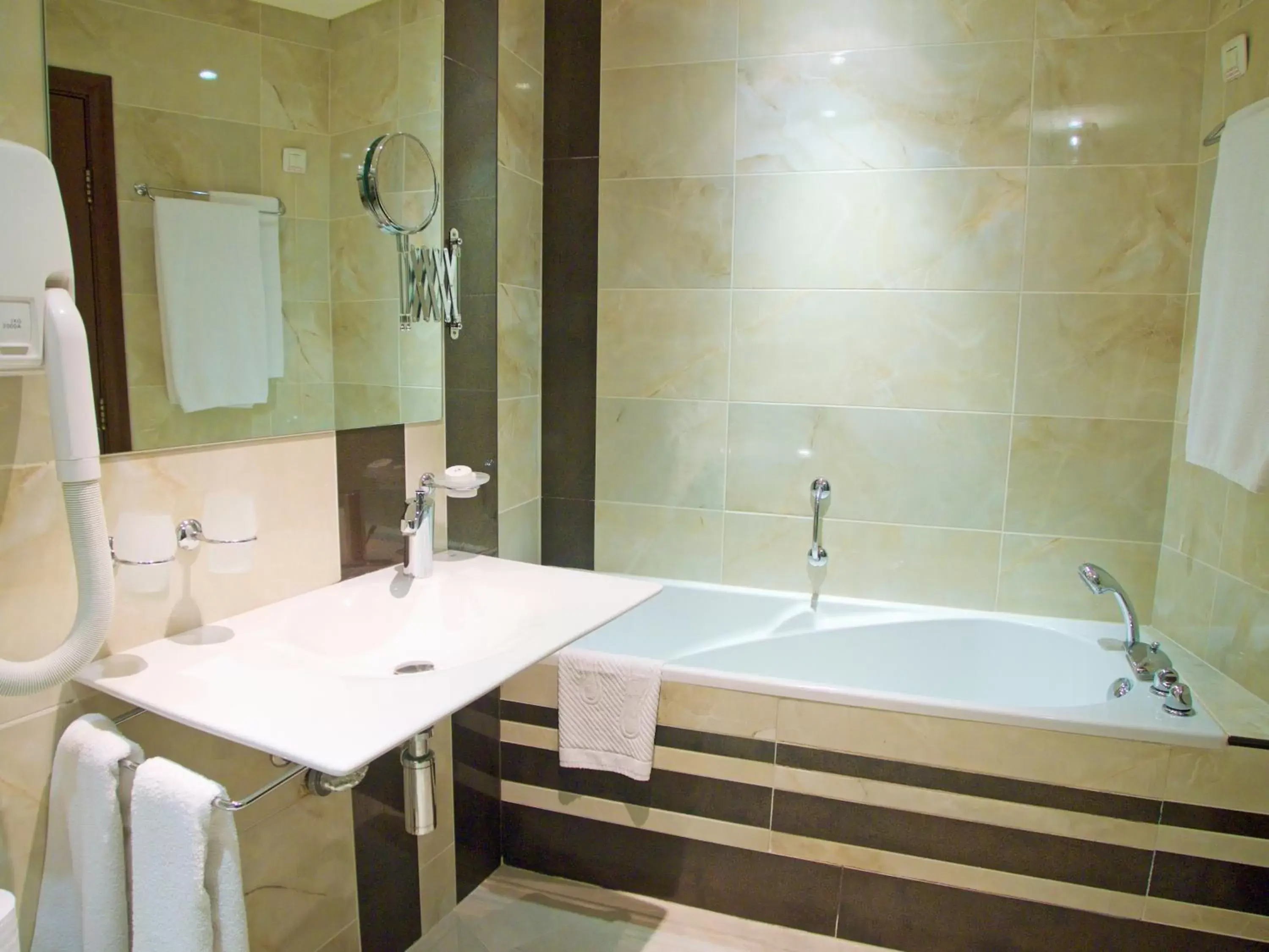 Bathroom in Rosslyn Dimyat Hotel Varna