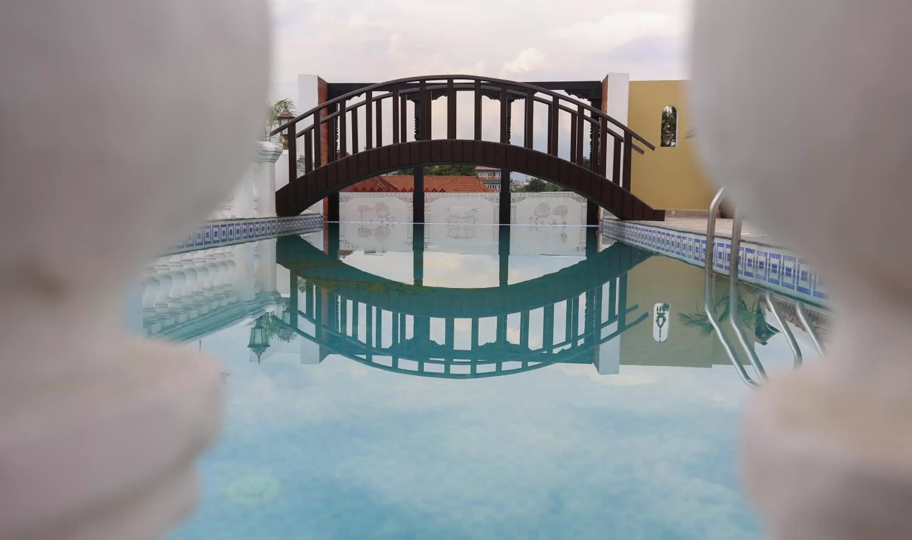 Swimming pool in Baber Mahal Vilas - The Heritage Hotel Swimming pool in Baber Mahal Vilas - The Heritage Hotel