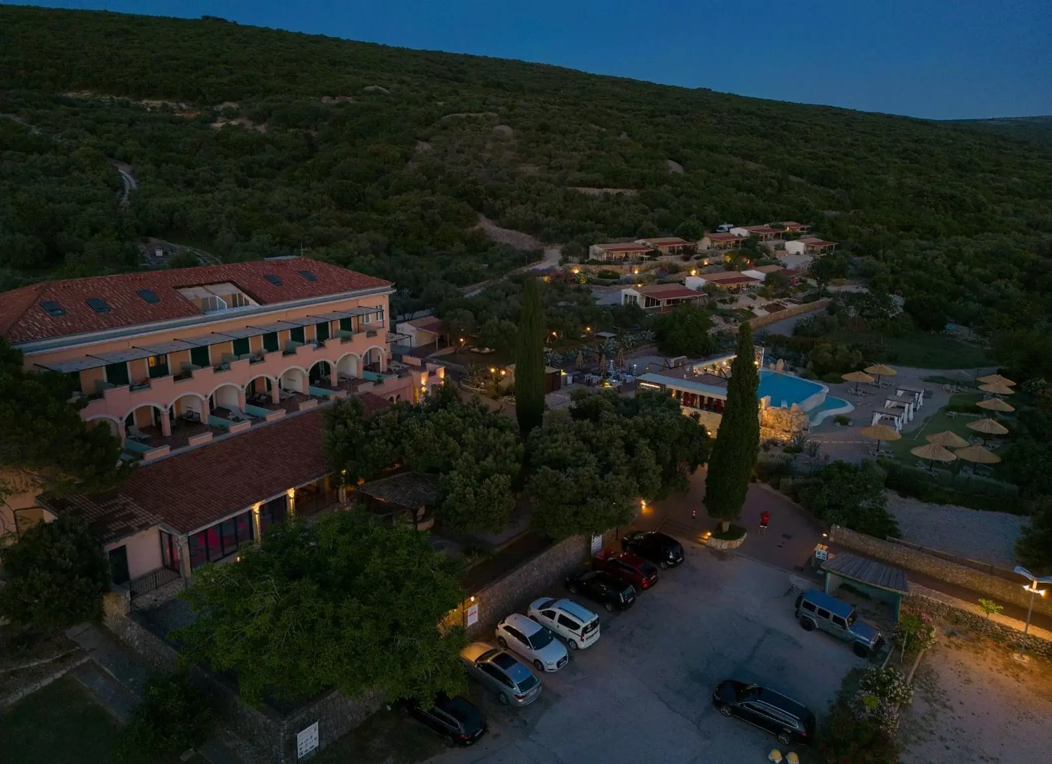 Property building, Bird's-eye View in Hotel Kanajt