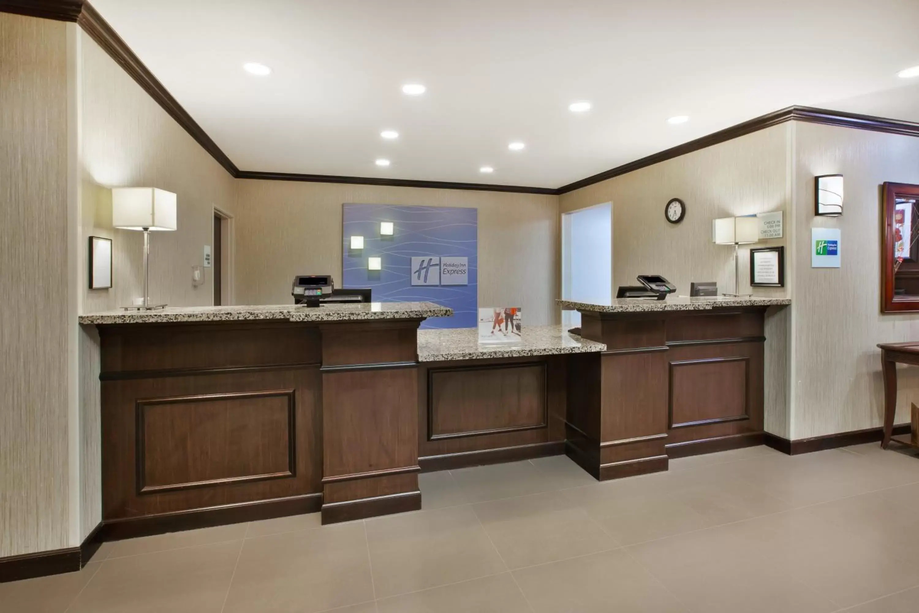 Lobby or reception, Lobby/Reception in Holiday Inn Express and Suites Wheeling, an IHG Hotel