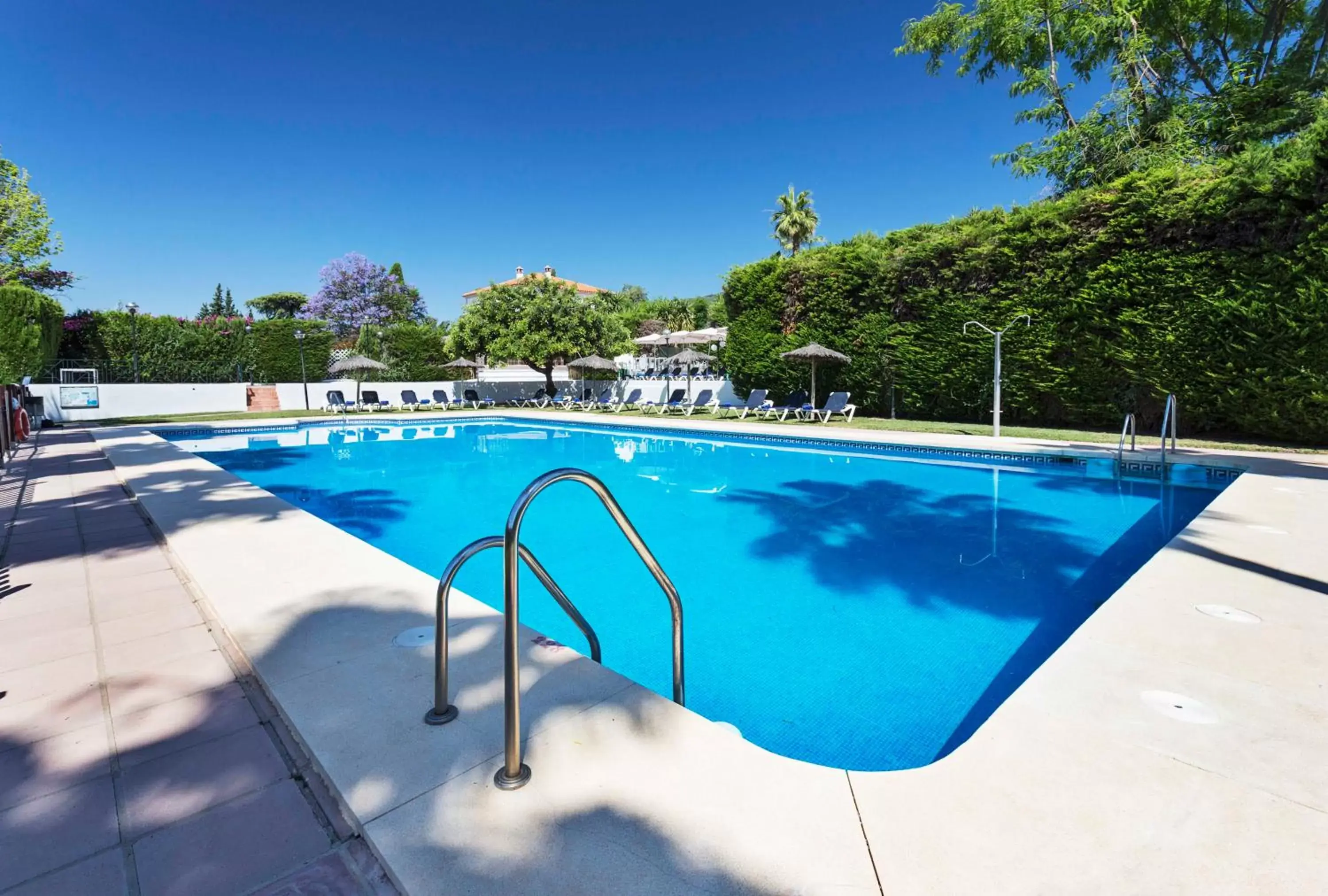 Swimming Pool in Exe Las Adelfas