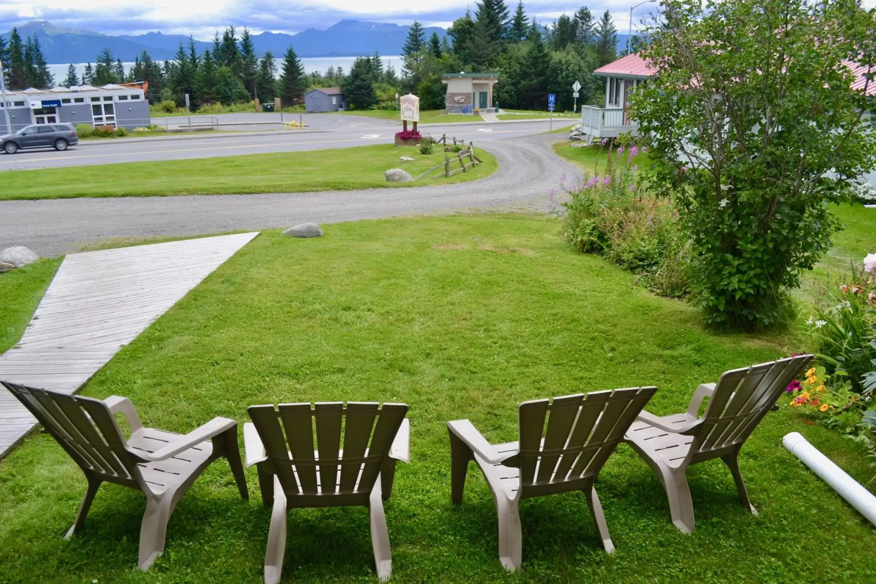 Mountain view, Garden in Pioneer Inn Downtown