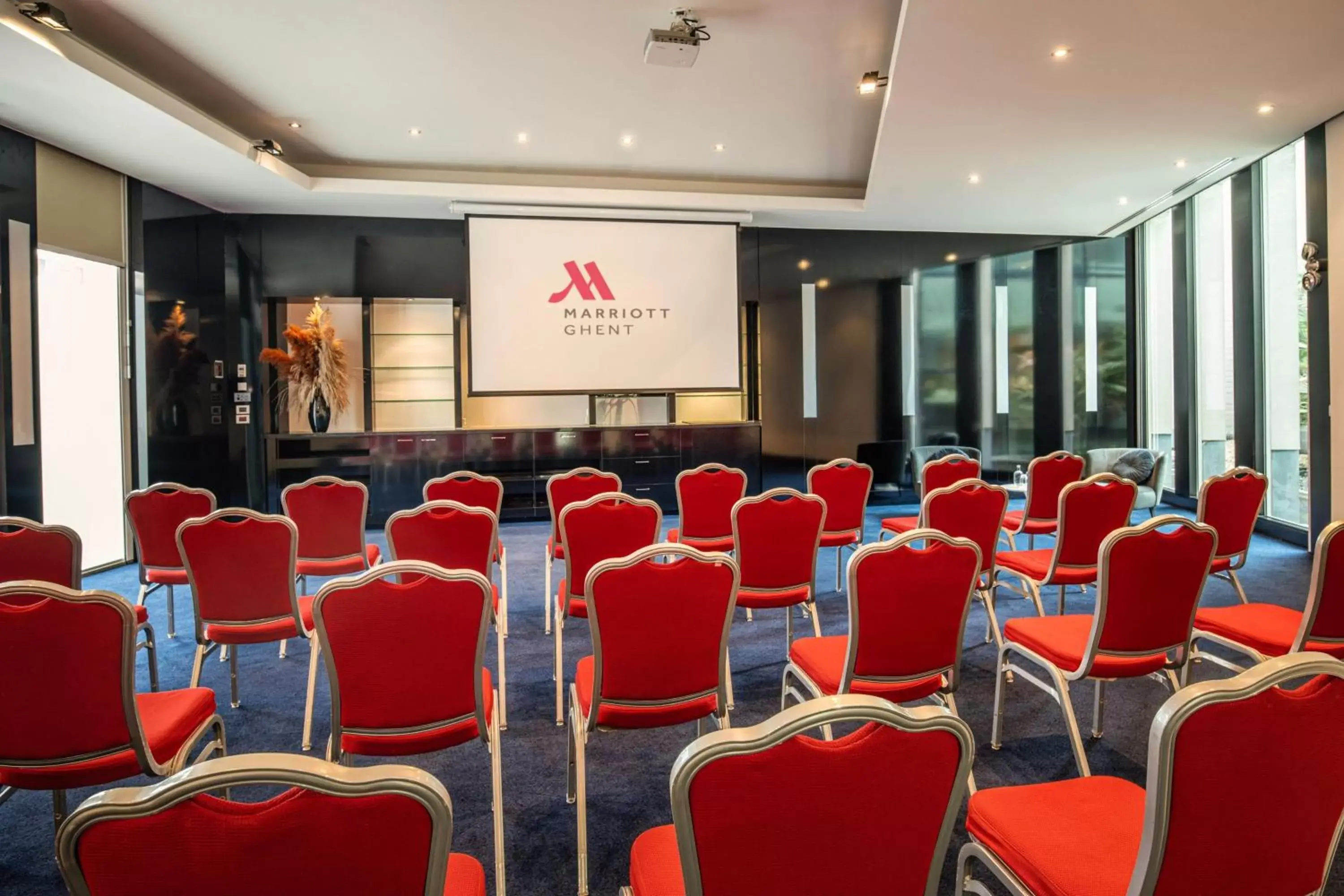 Meeting/conference room in Ghent Marriott Hotel