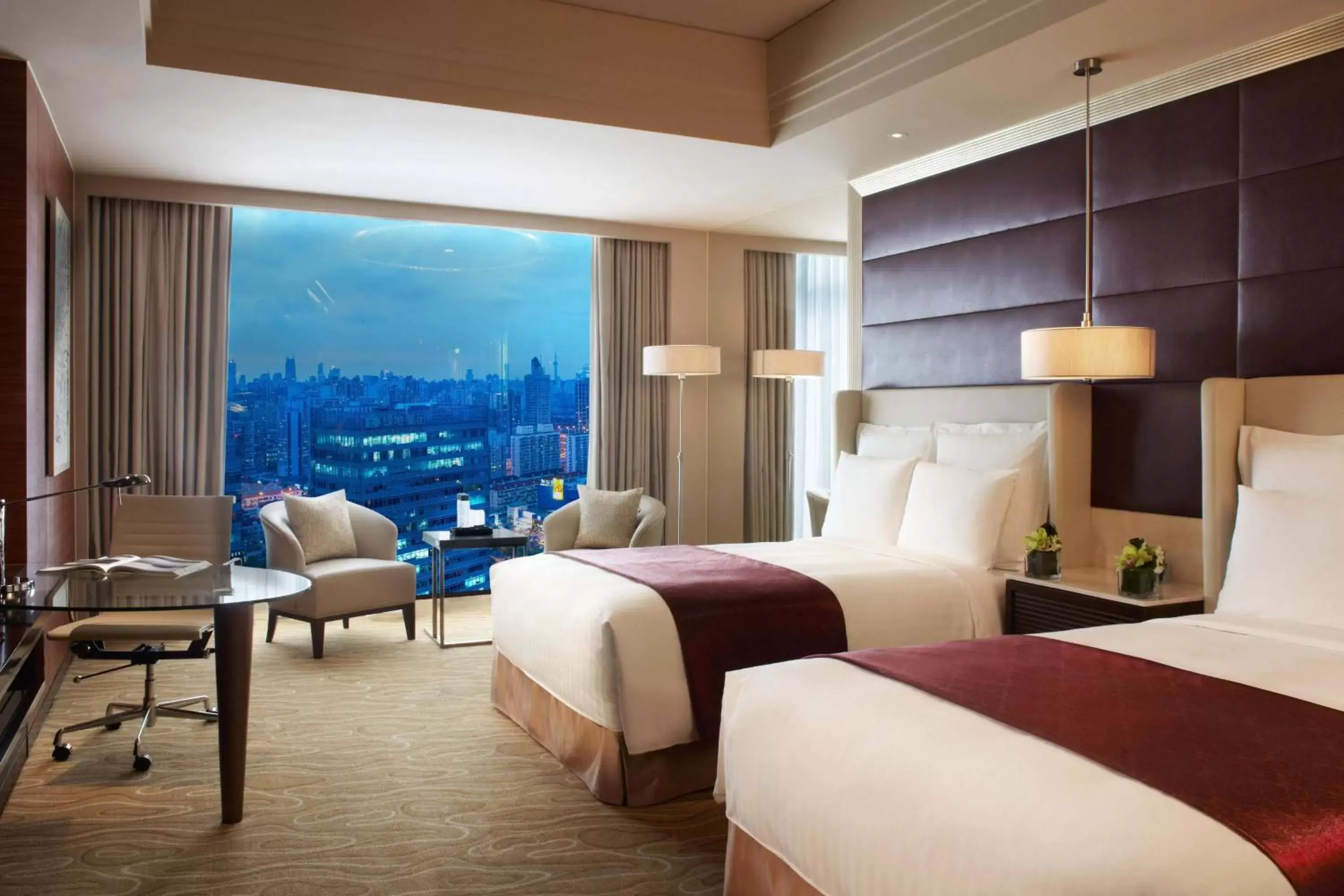 Photo of the whole room in Shanghai Marriott Hotel Riverside