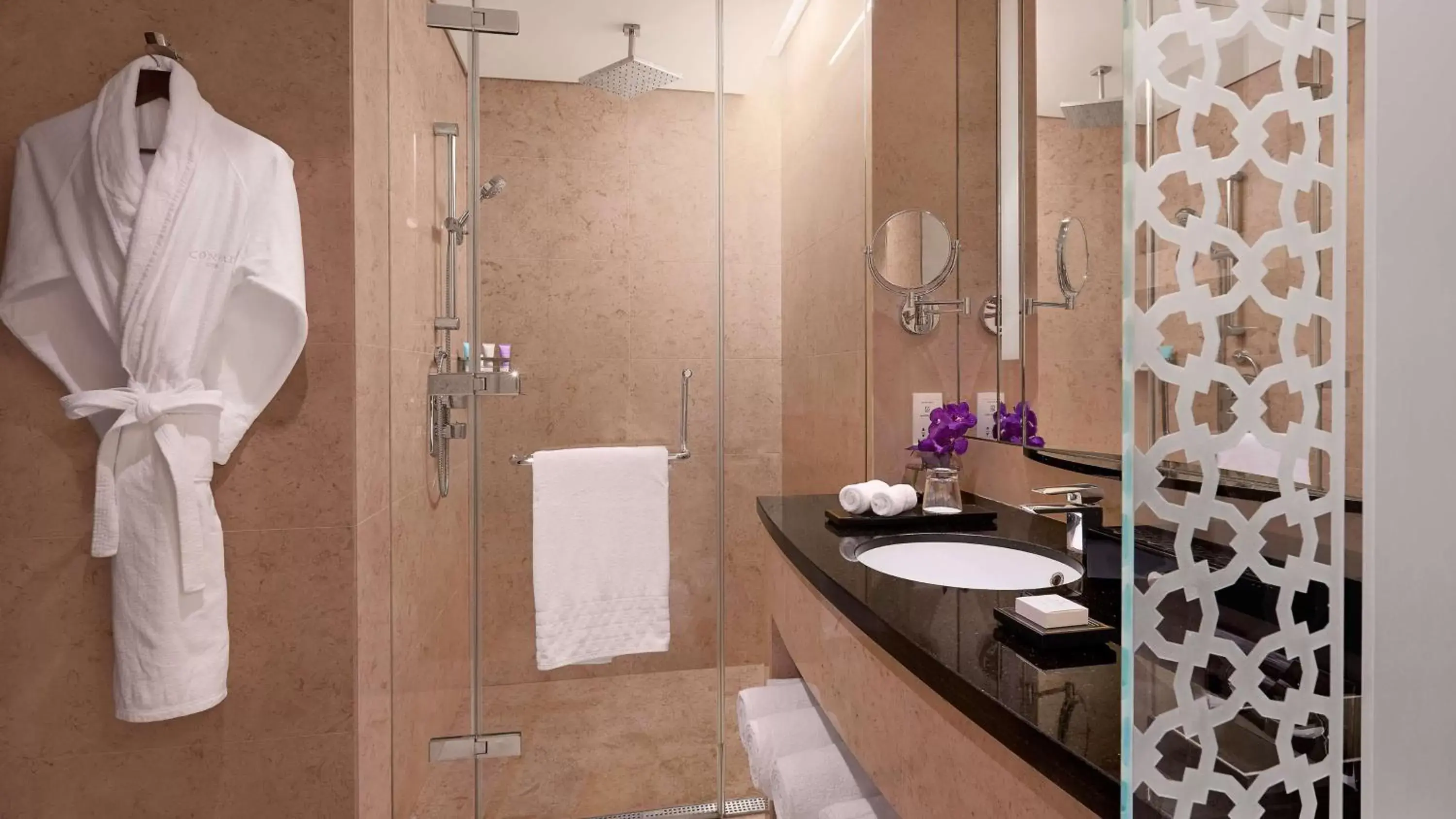 Bathroom in Conrad Dubai