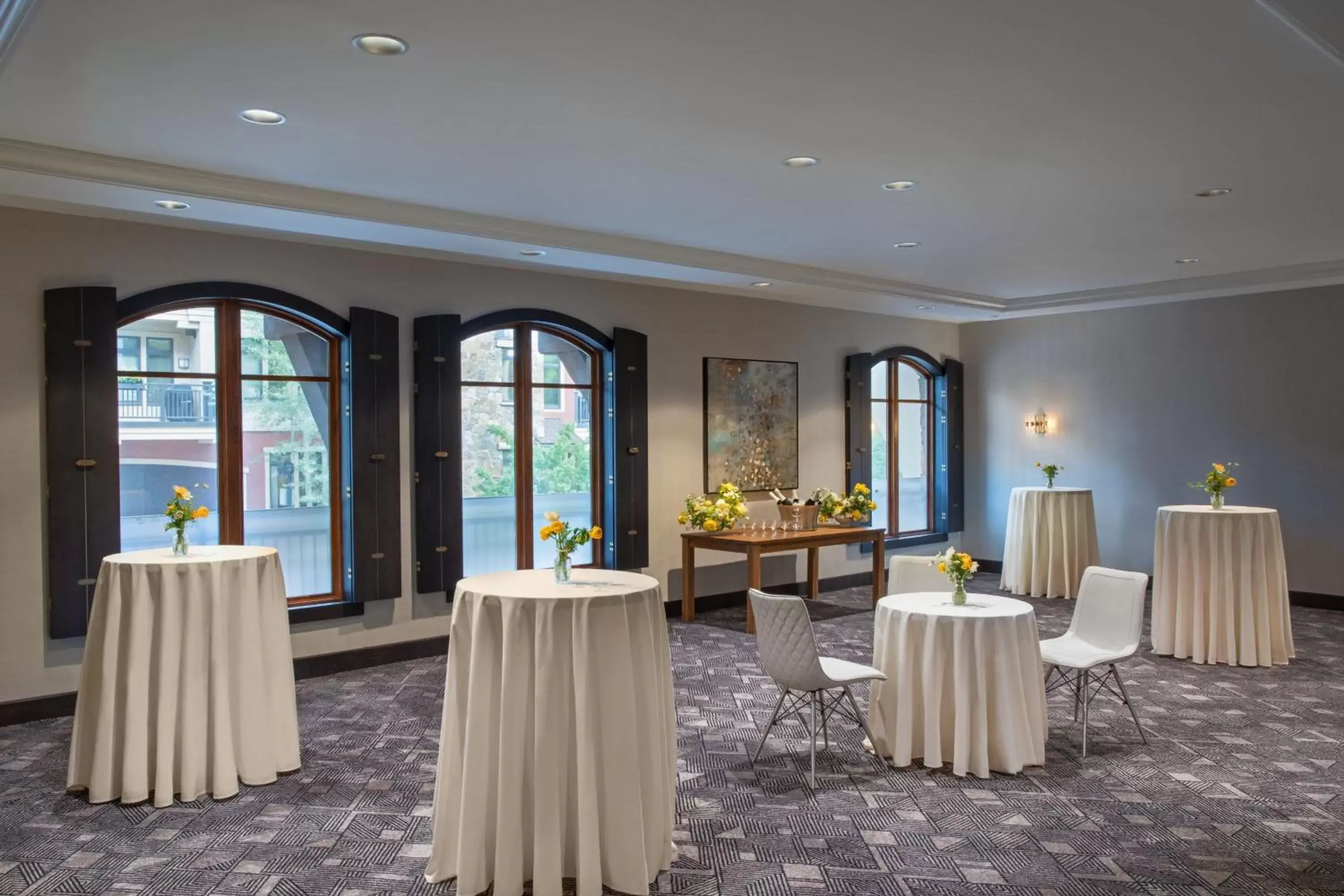 Meeting/conference room in The Hythe, a Luxury Collection Resort, Vail