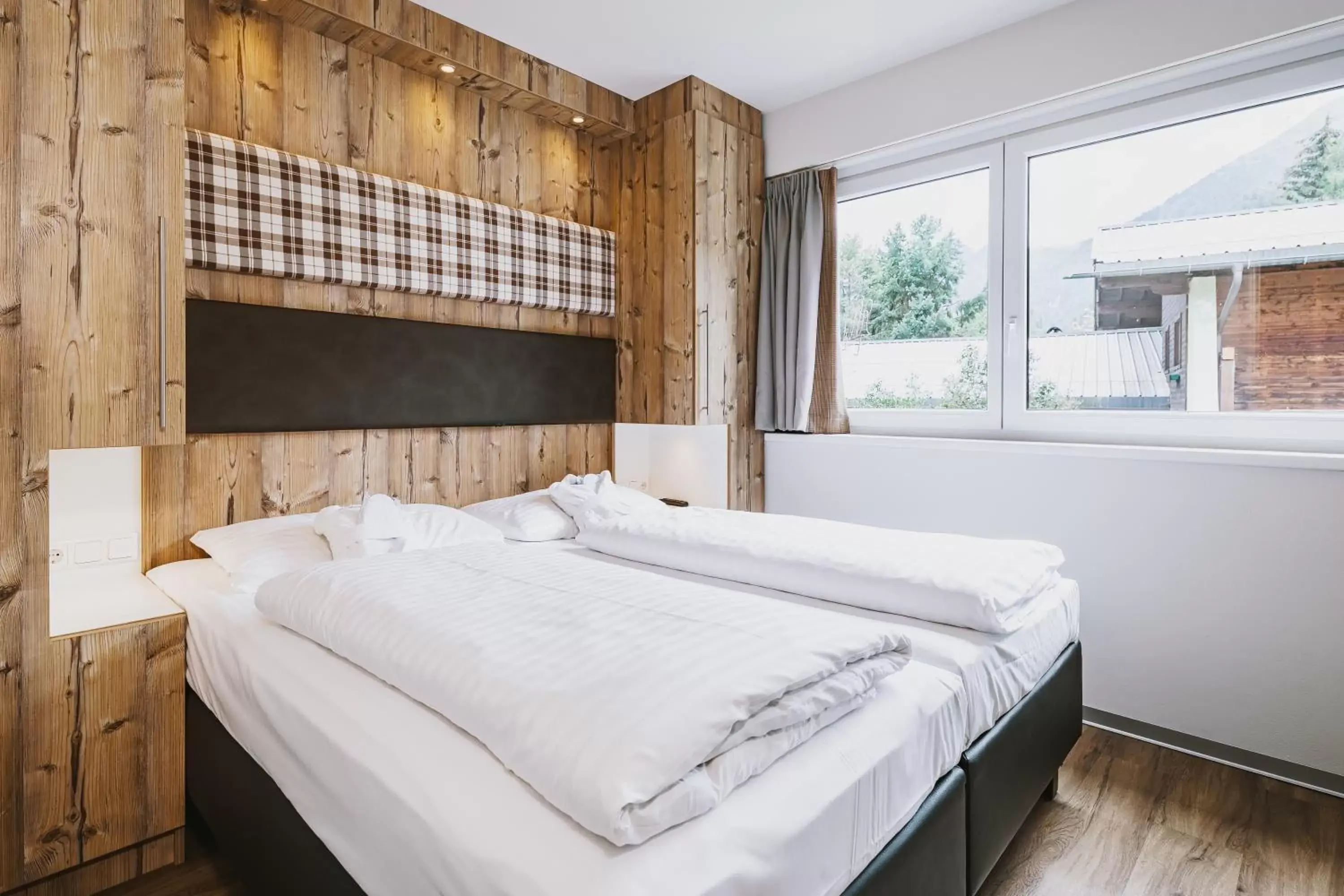 Bedroom, Bed in AvenidA Mountain Lodges Kaprun