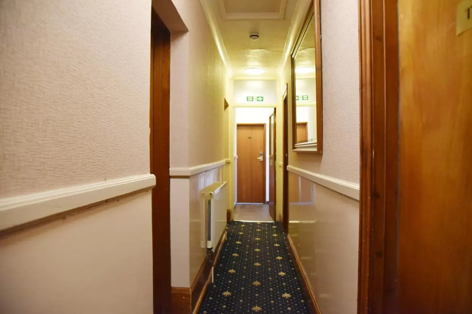 Property building in Crystal Hotel & Savour Property building in Crystal Hotel & Savour