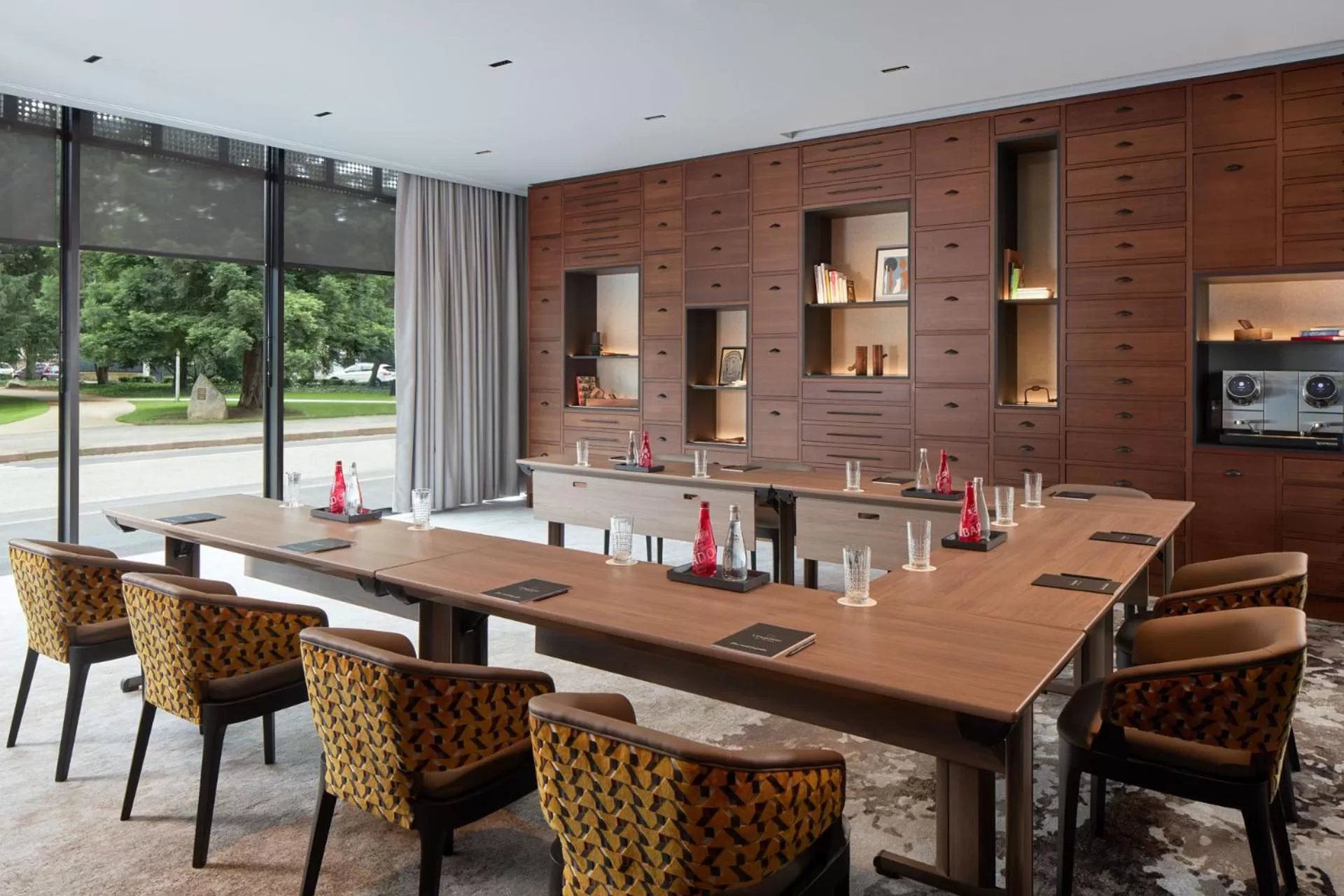 Business facilities in L'Esquisse Hotel & Spa Colmar - MGallery Collection