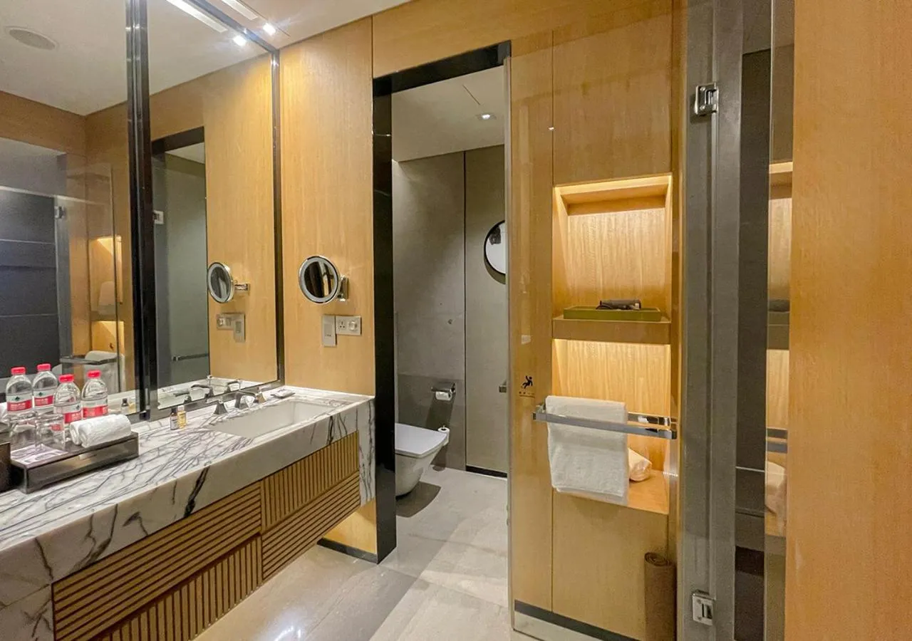 Toilet in Hyatt Regency Tianjin East